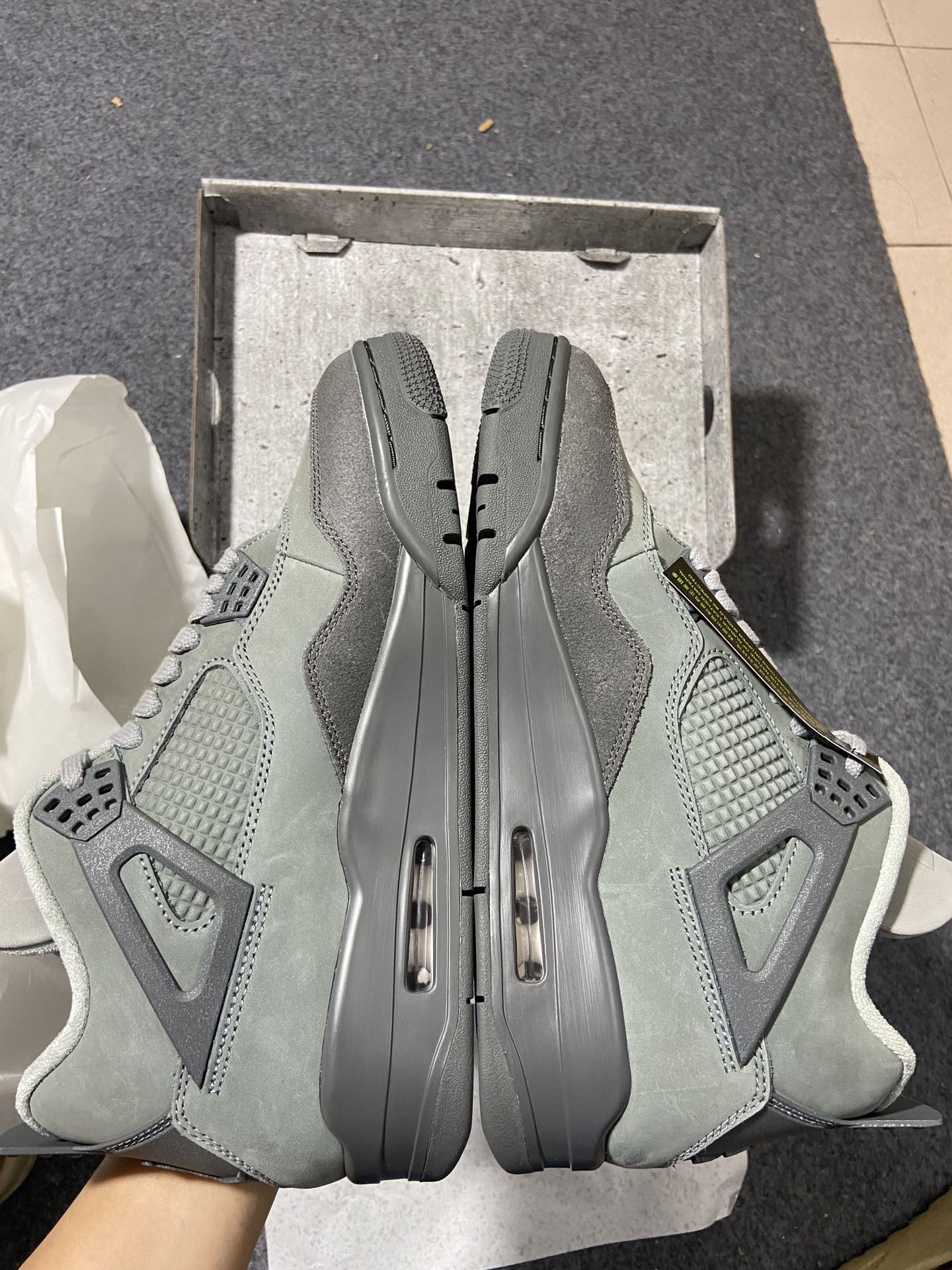 AJ4灰黑尺码:40-48.5纯原版出品-AirJordan4SESmokeGrey灰黑FQ7928-0