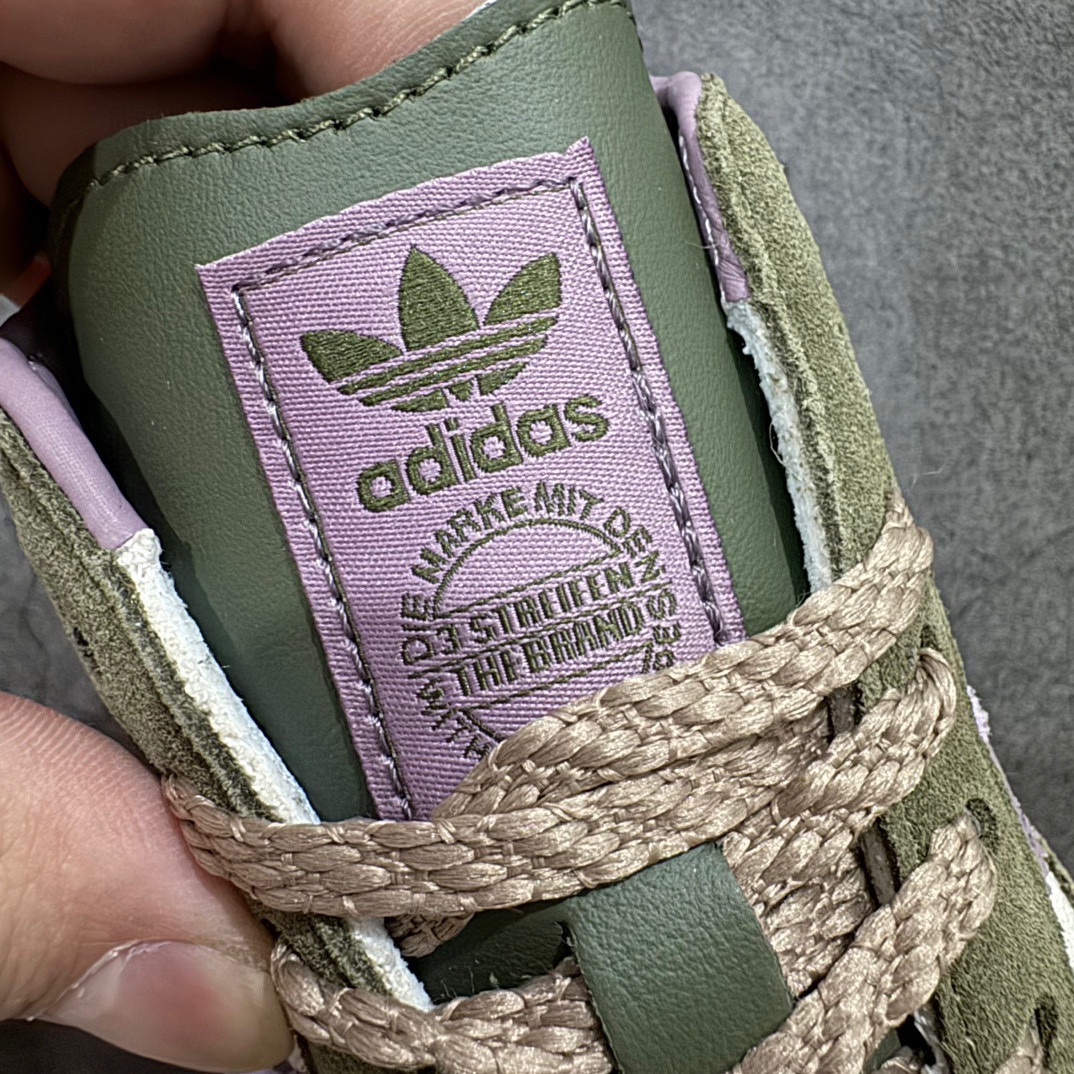 定制版adidasoriginalsSambaOG棕紫绿此款以简约大方的造型设计给人以随性休闲的时尚格调