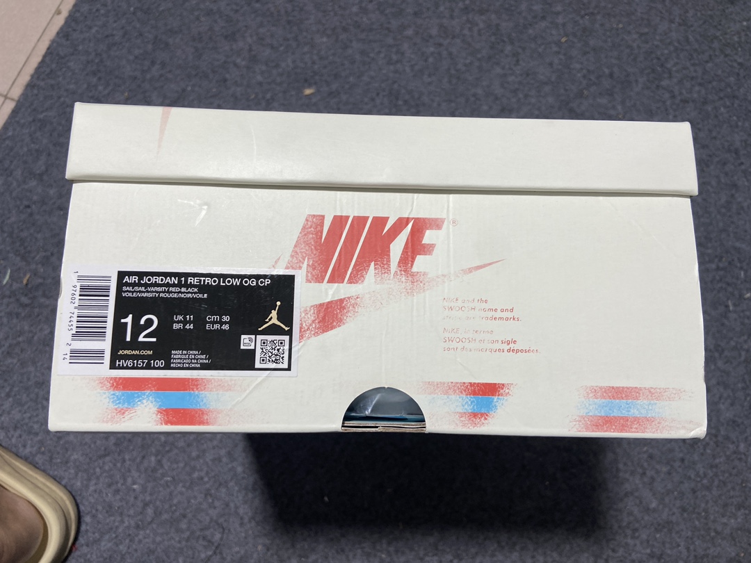 AJLow尺码:40-47.5纯原版出品-TrophyRoomxAJ1Low“Home”白红HV6157