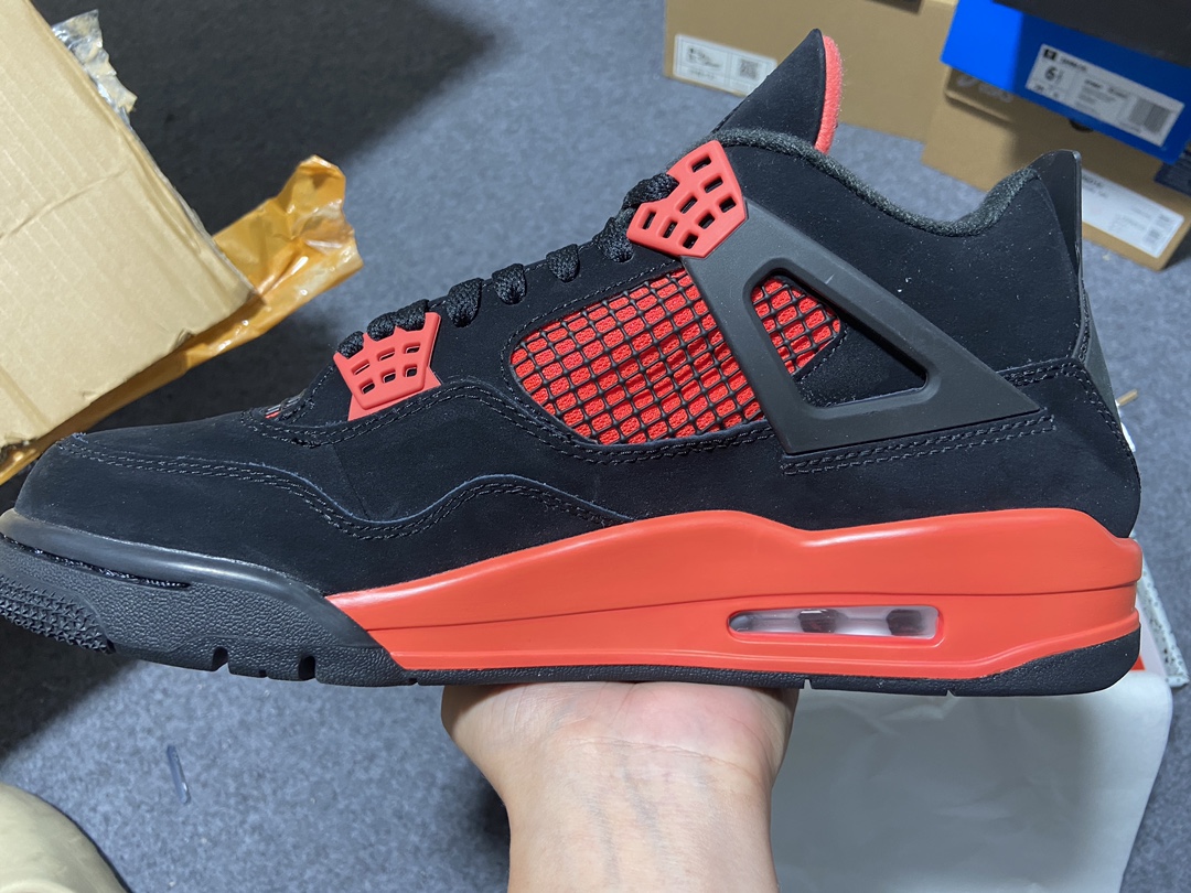 AJ4黑红尺码:40.5-48.5有45.5福利特价出品-AirJordan4AJ4黑红雷电休闲篮球鞋C