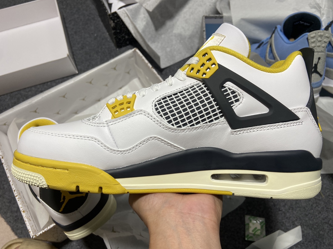 福利特价AJ4白黄尺码:36-48.5有45.5纯原-AirJordan4Retro白雷公白黄AQ912