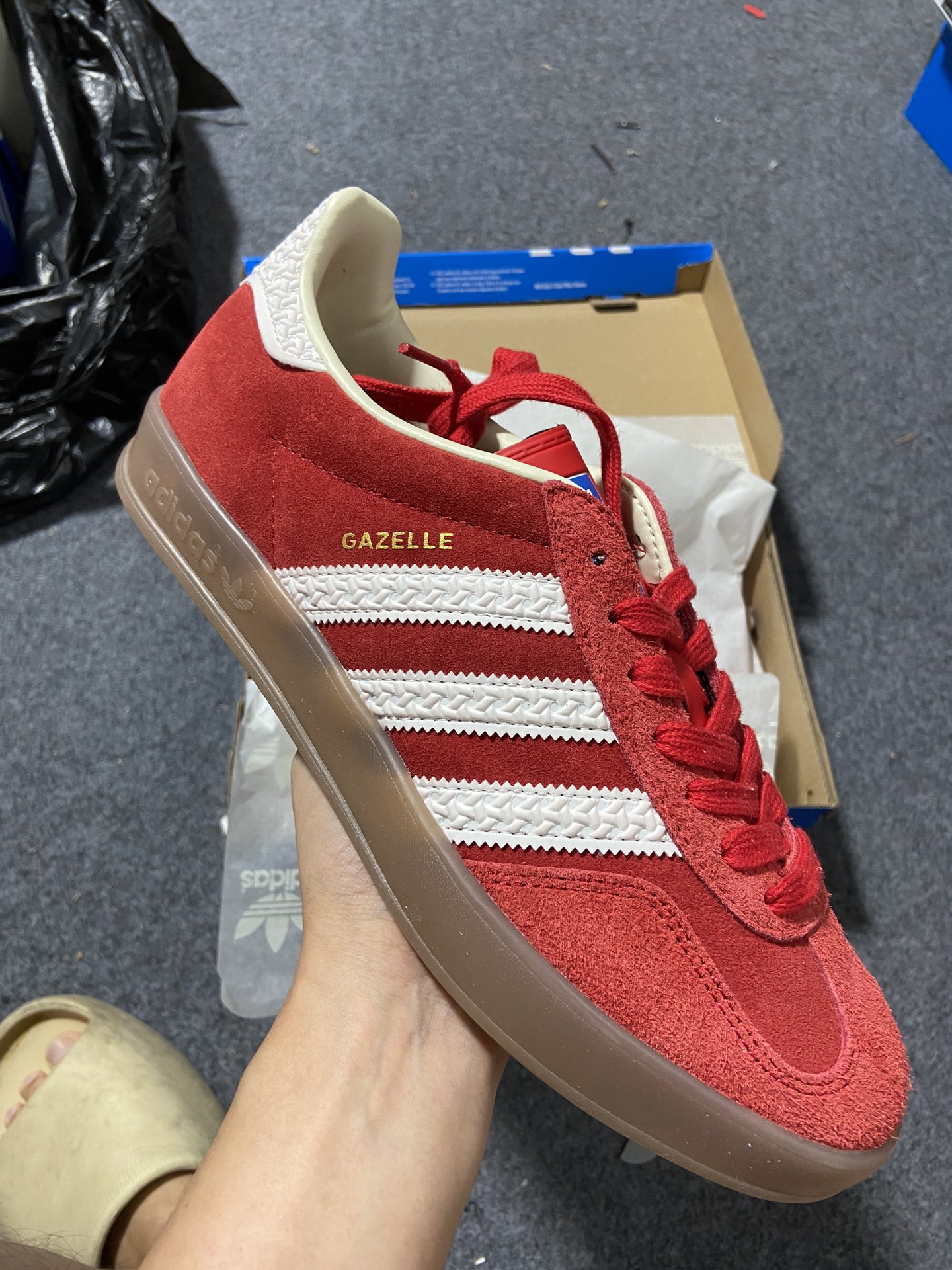 AdidasOriginalsGazelleIndoor防滑低帮T头德训鞋GZ复古系列白红IF1808纯