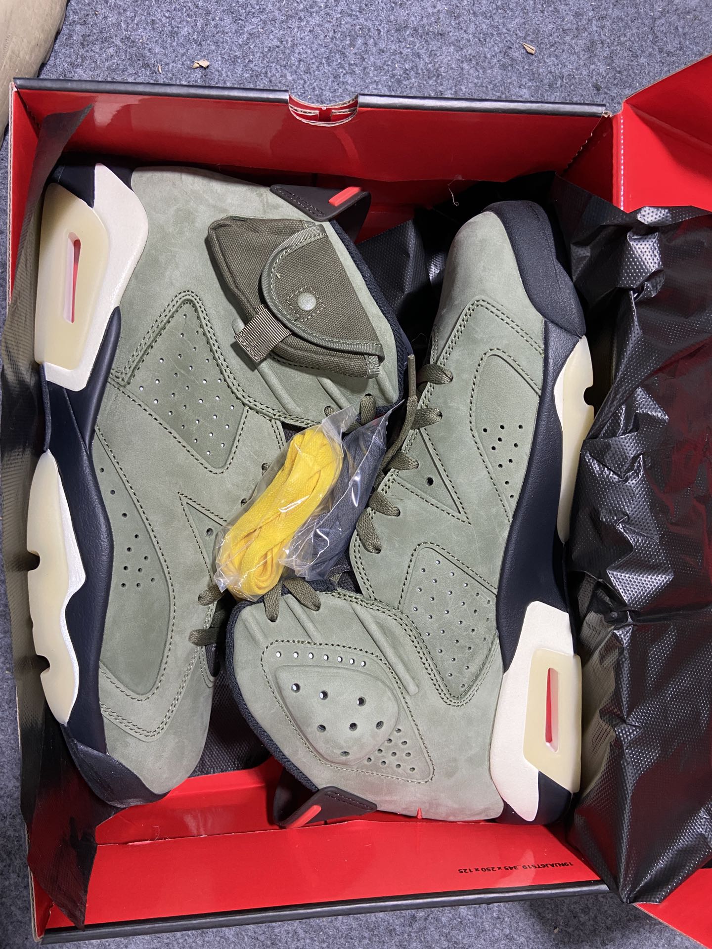 AJ6橄榄绿鞋码40-47.5纯原版出品-TravisScottxAirJordan6mediumoli