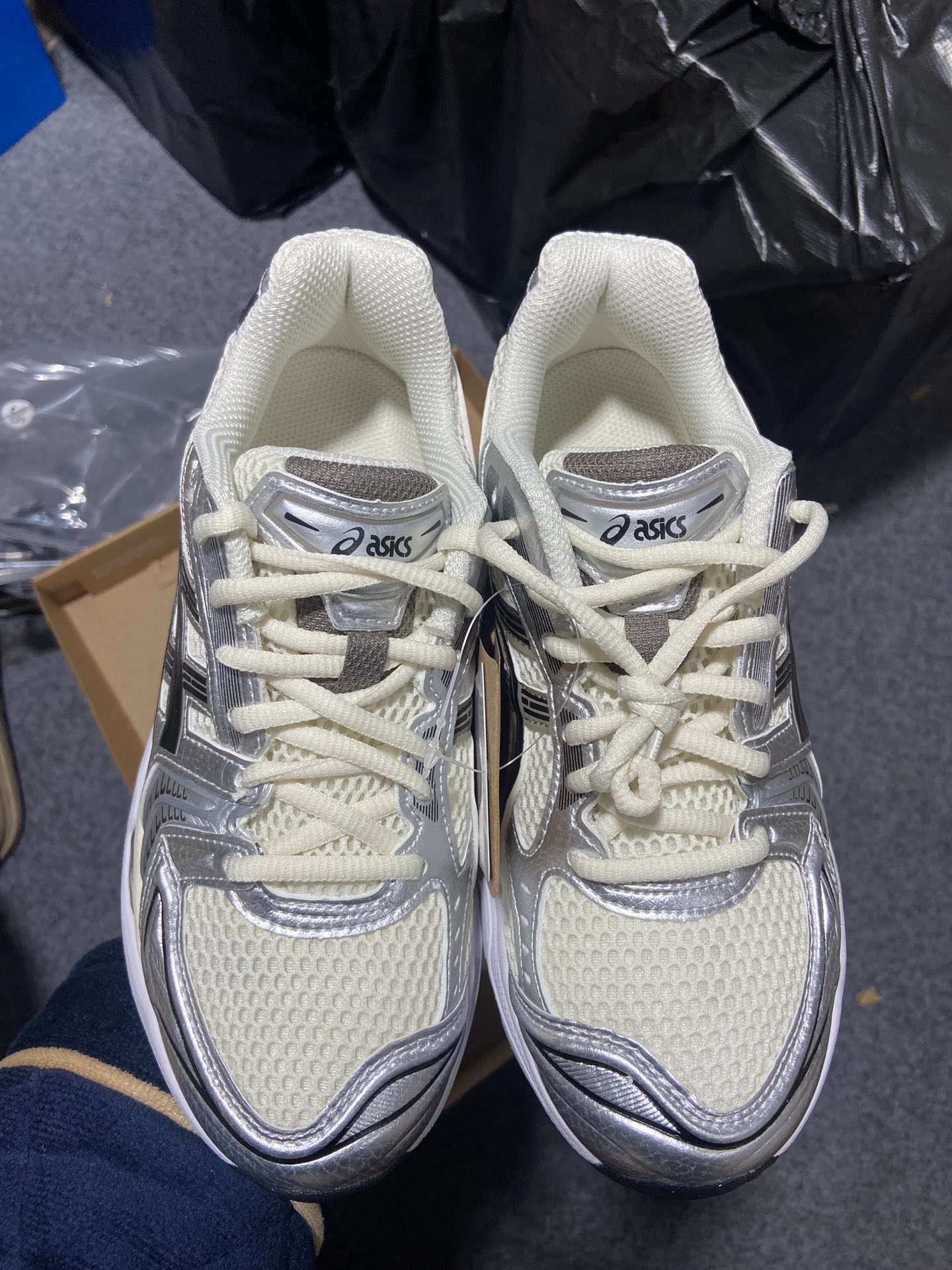 PAsicsGel-Kayano14系列1201A019-108亚瑟士运动休闲透气专业跑鞋轻量舒适透气材