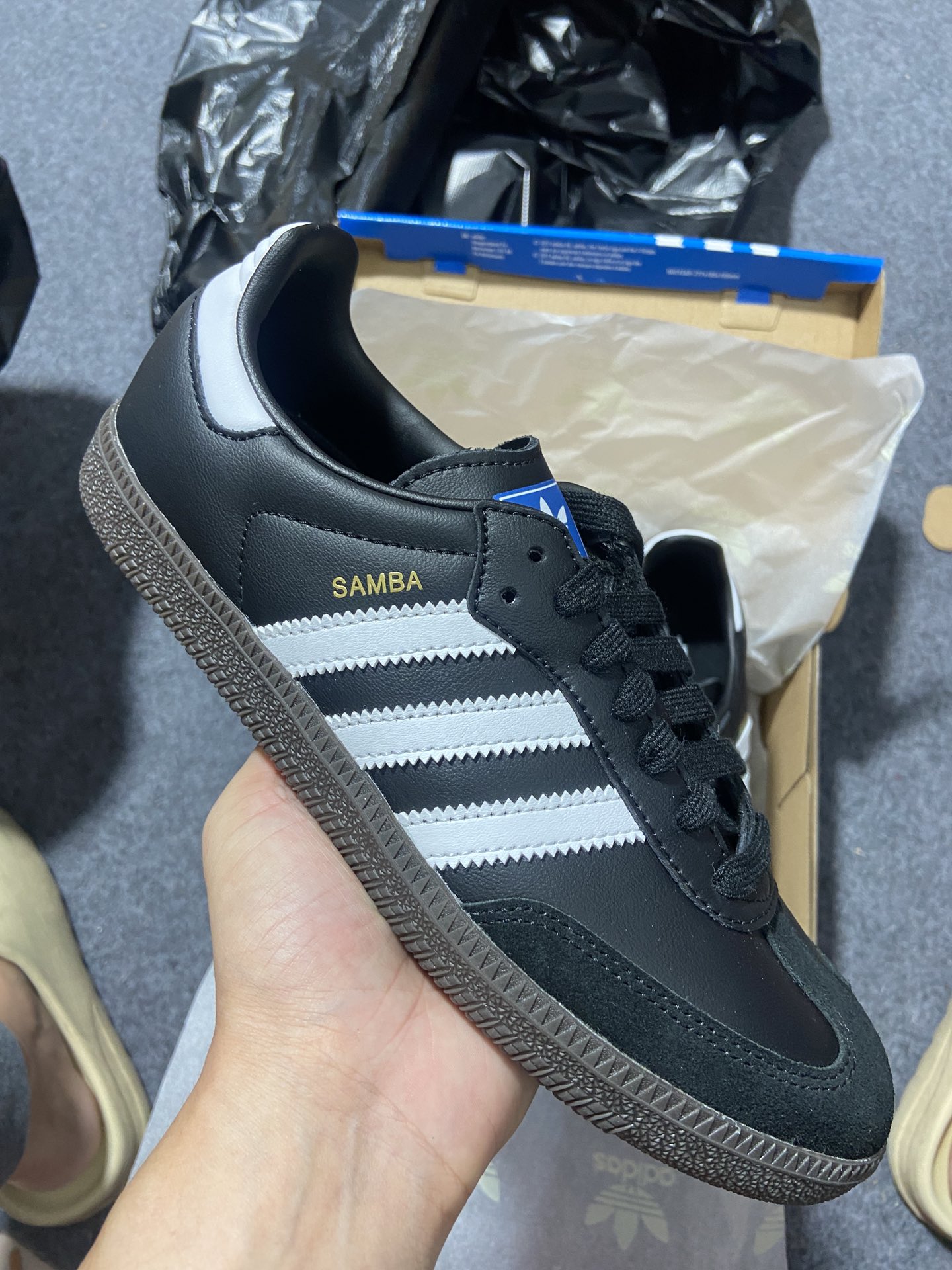 伪头层私人订单adidasoriginalsSambaSambaOG黑白全码现货入库补齐！原厂可对比正品