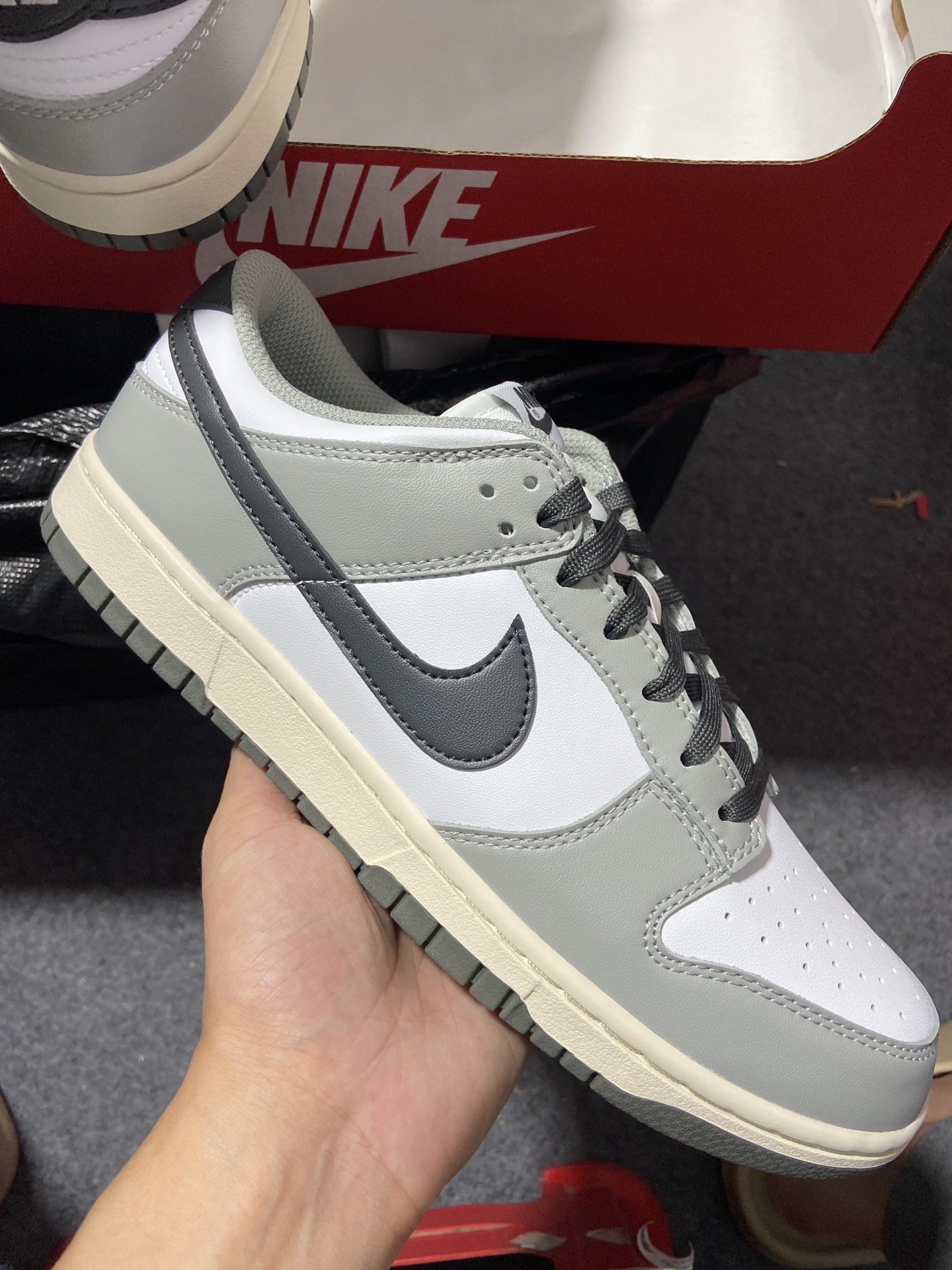 Dunk尺码:36-47.5纯原版出品-DunkLow“LightSmokeGrey”白灰DD1503-