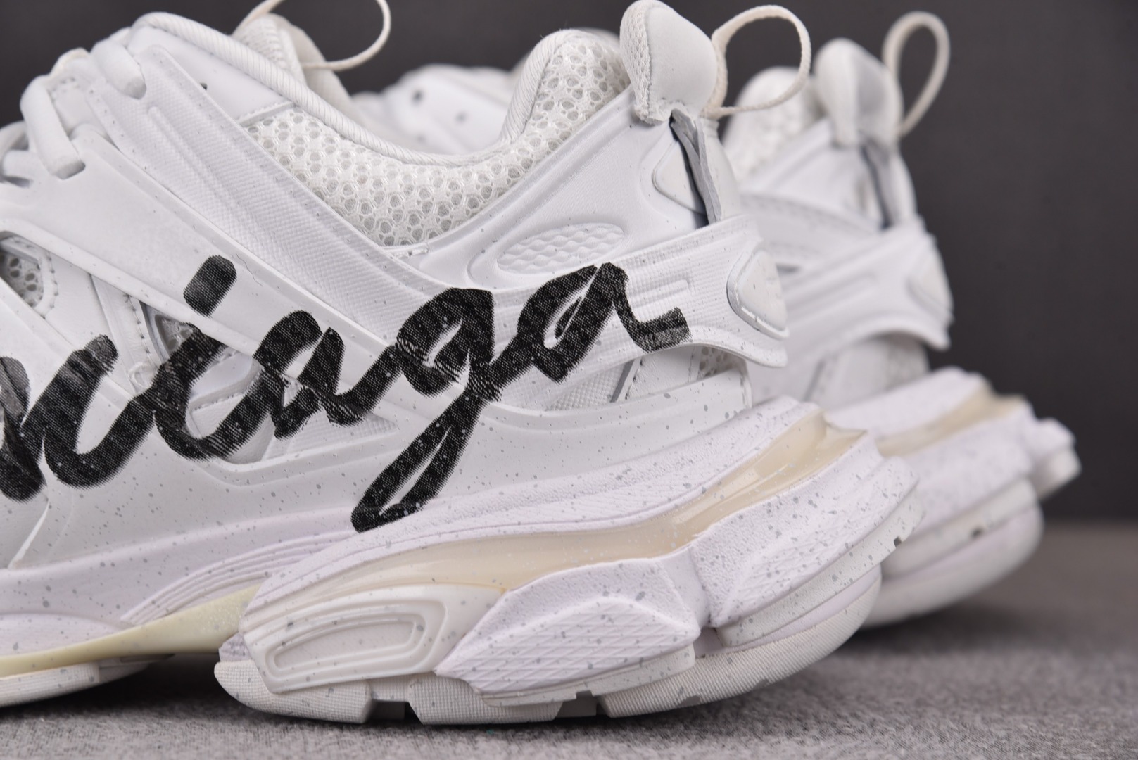 巴黎世家尺码:35-46偏大一码超重纯原出品-BalenciagaTrackSignature白色黑字涂