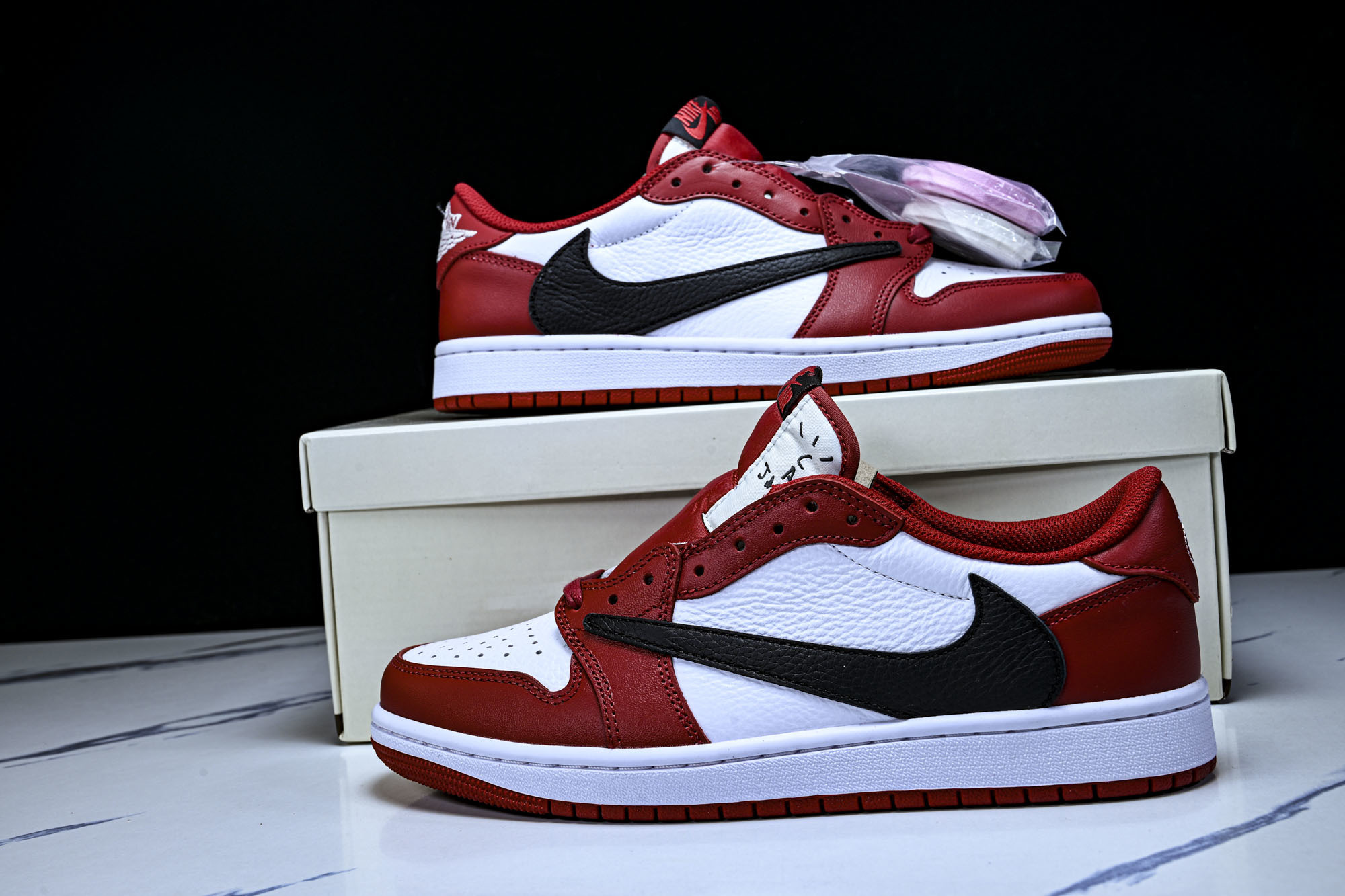 Travis Scott x Air Jordan 1 Low OG AJ1 乔1倒勾低帮 全头层 DM