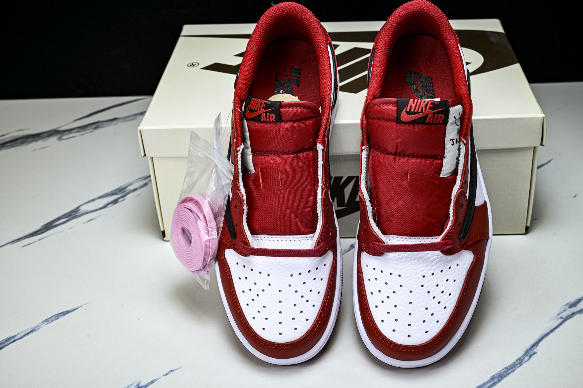 Travis Scott x Air Jordan 1 Low OG AJ1 乔1倒勾低帮 全头层 DM