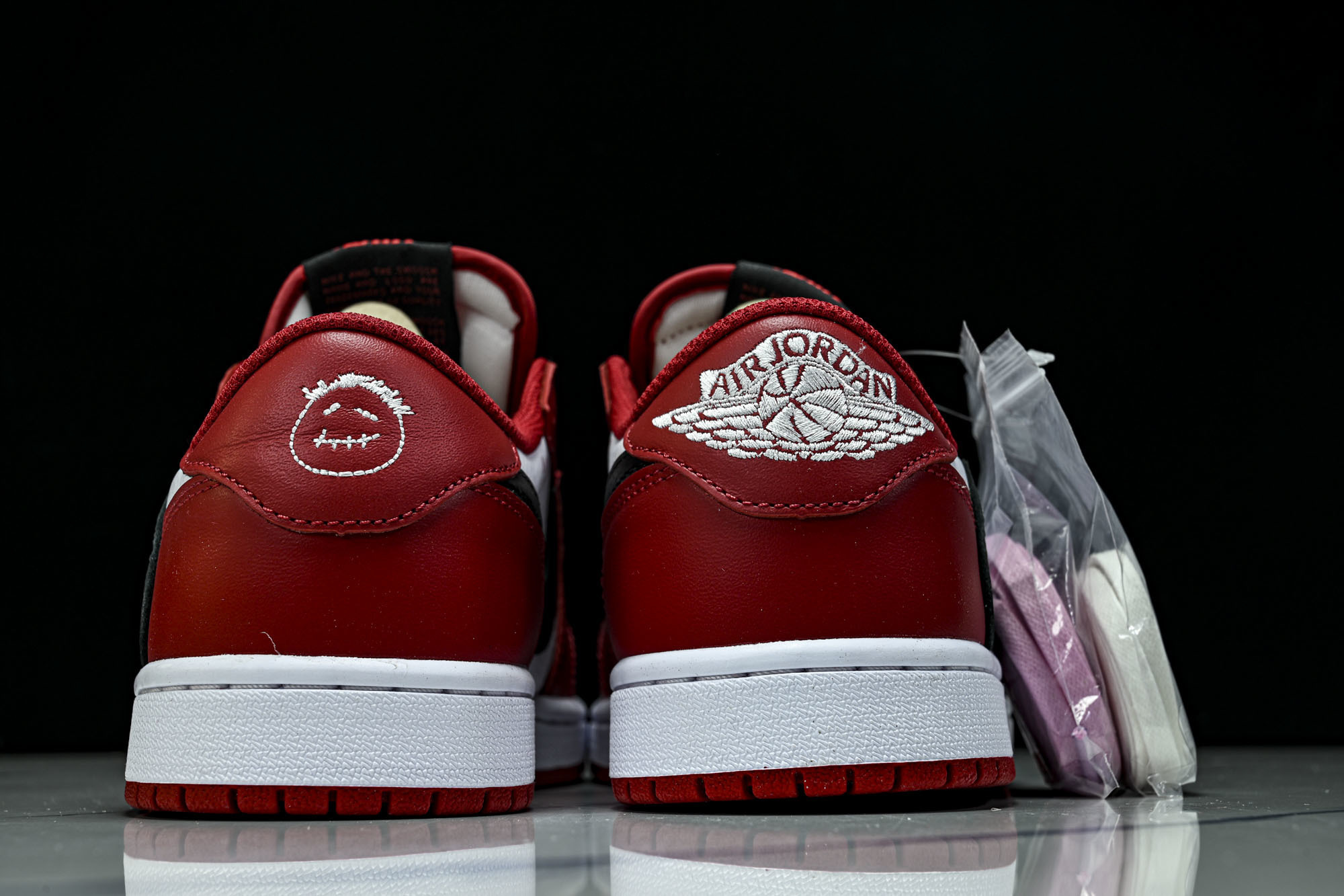 Travis Scott x Air Jordan 1 Low OG AJ1 乔1倒勾低帮 全头层 DM