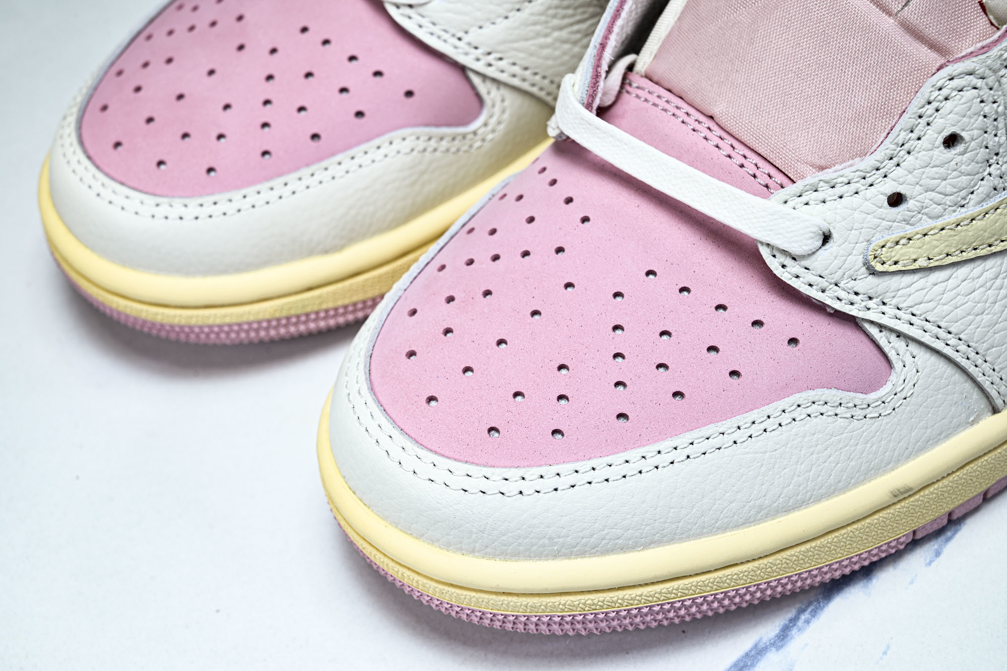Travis Scott x Air Jordan 1 Low OG AJ1 乔1倒勾低帮 全头层 DM