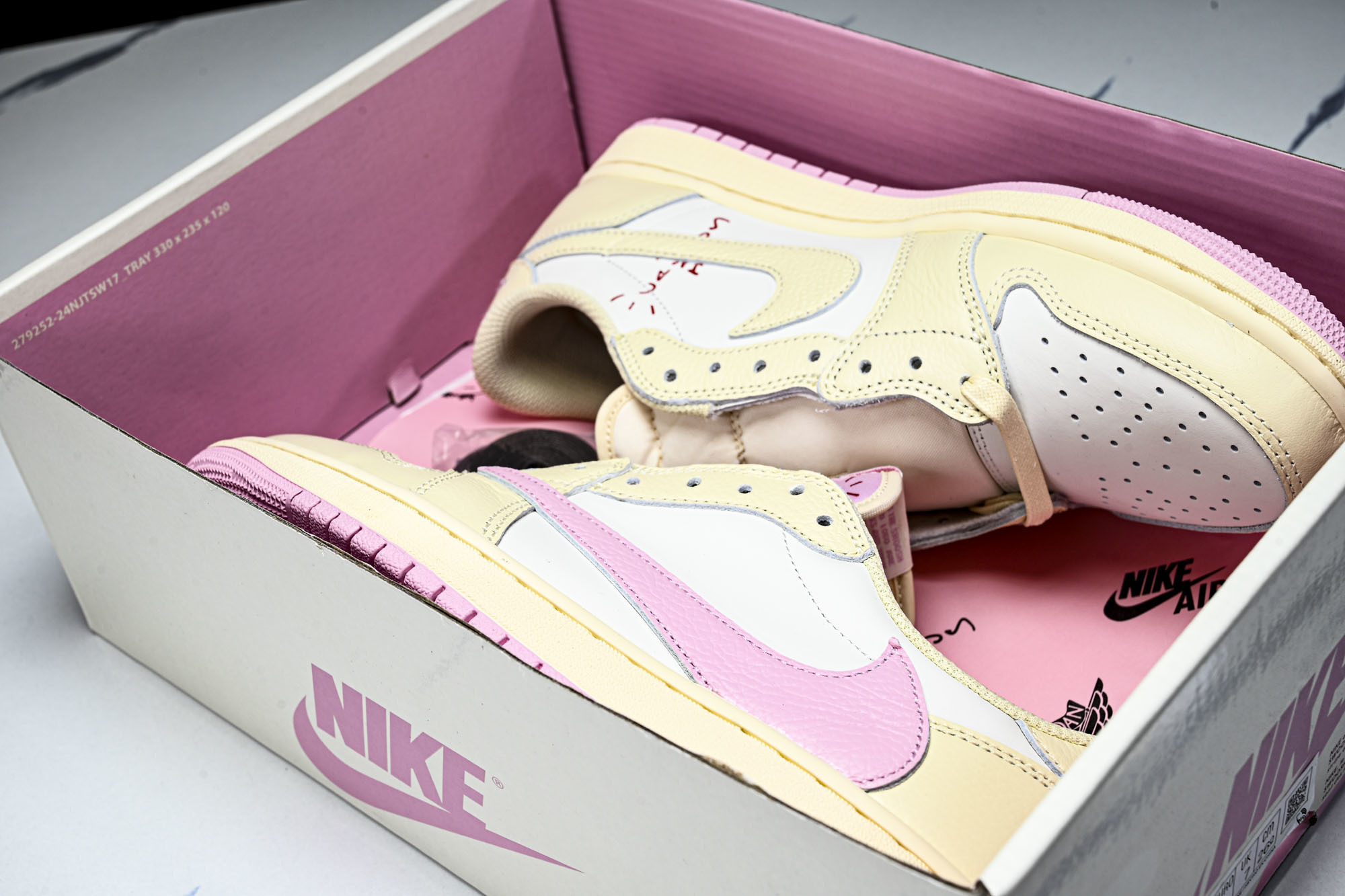 Travis Scott x Air Jordan 1 Low OG AJ1 乔1倒勾低帮 全头层 IQ
