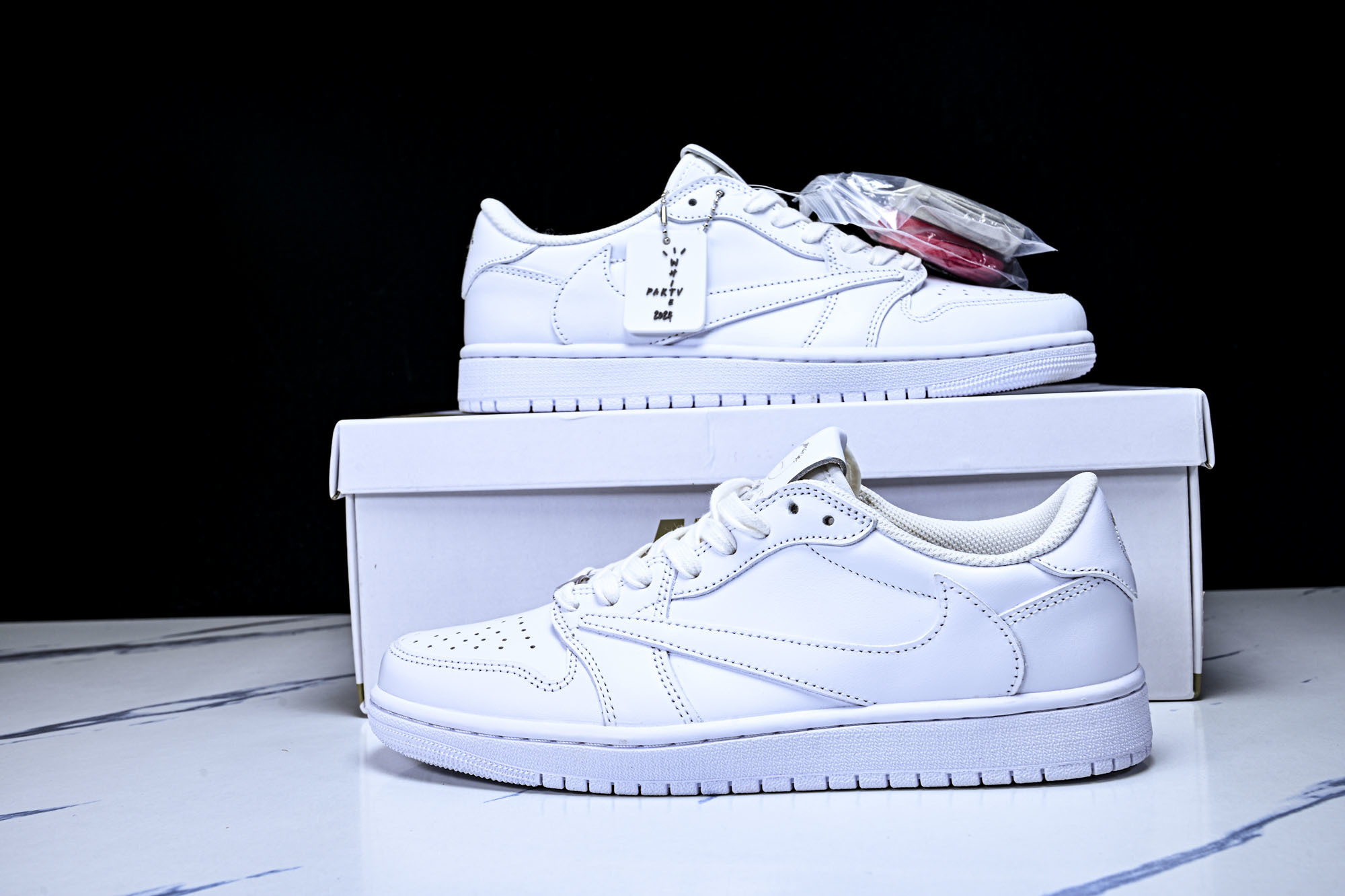Travis Scott x Air Jordan 1 Low OG AJ1 乔1倒勾低帮 全头层 TD