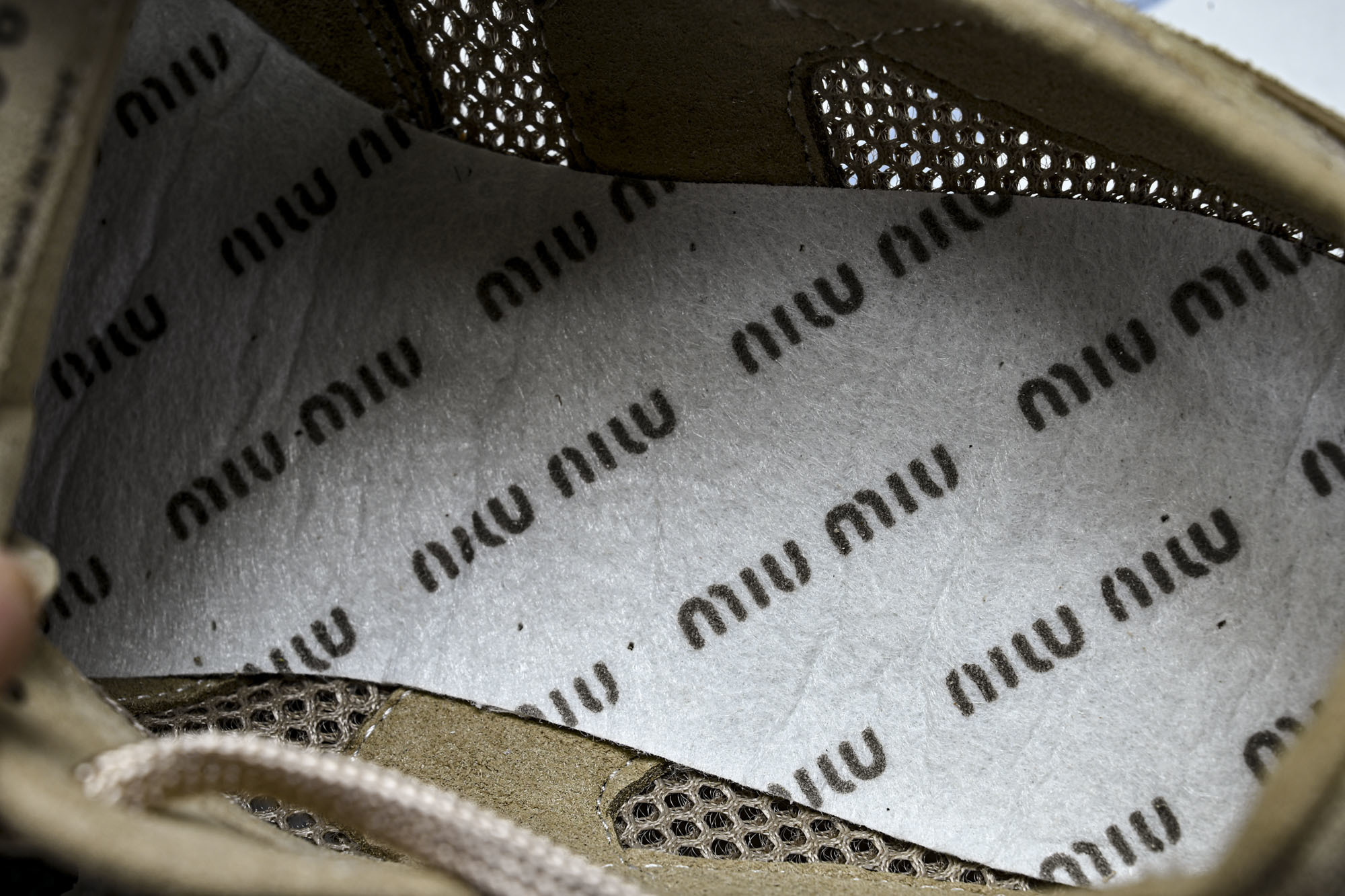偏大1码Miumiu x New Balance NB530 新百伦缪缪联名款复古运动鞋 全套原楦原纸板