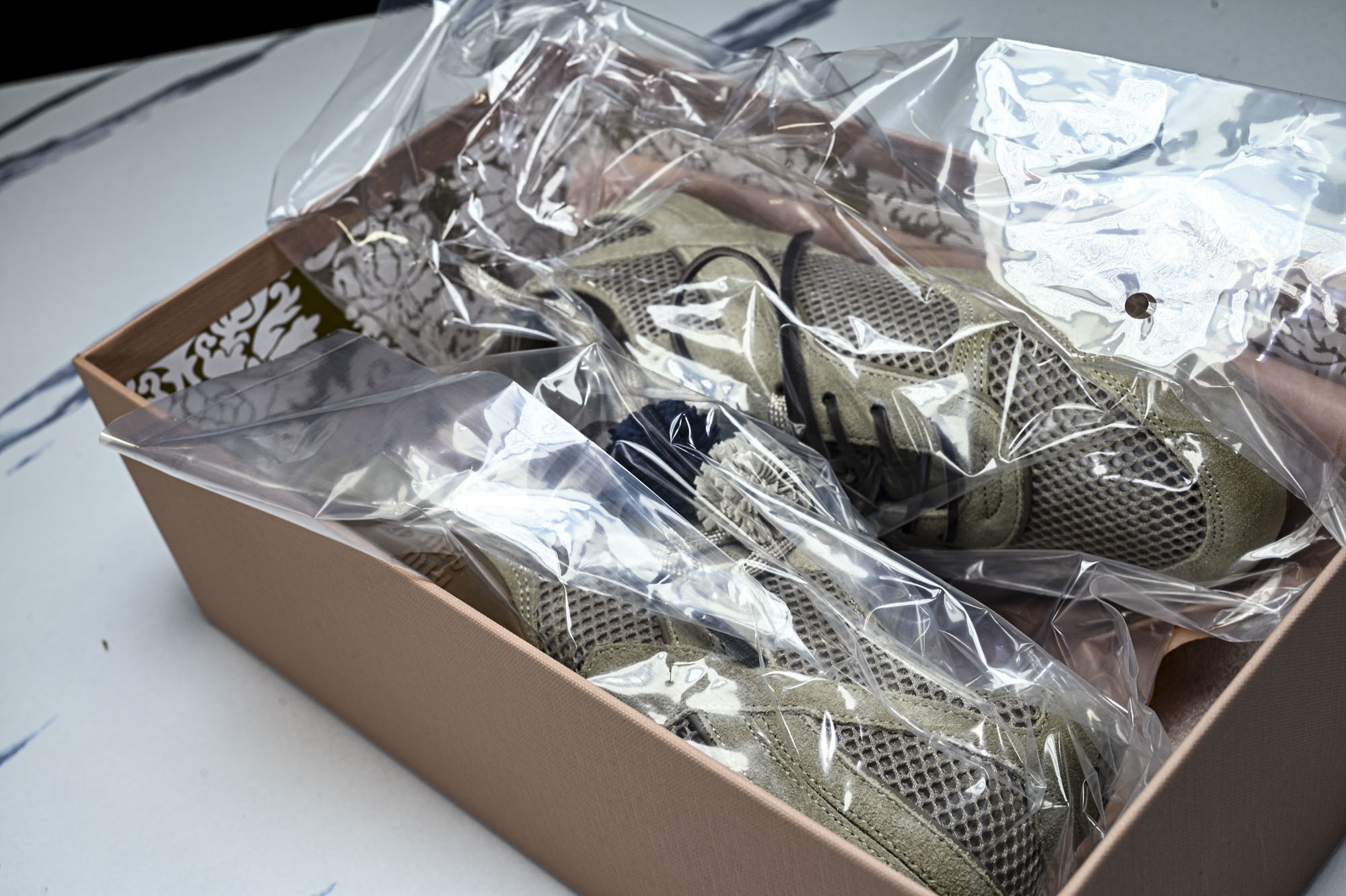 偏大1码Miumiu x New Balance NB530 新百伦缪缪联名款复古运动鞋 全套原楦原纸板