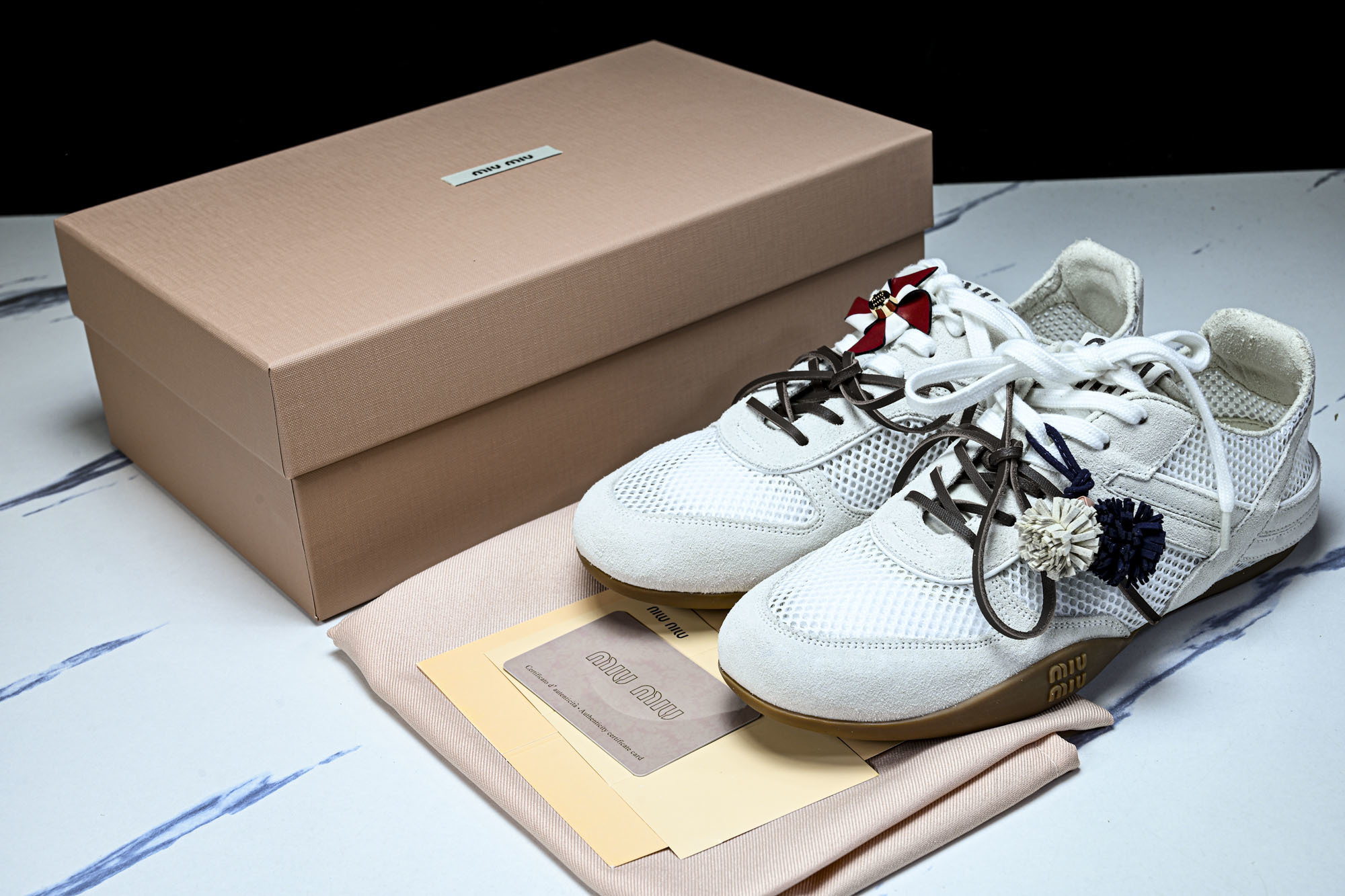 偏大1码Miumiu x New Balance NB530 新百伦缪缪联名款复古运动鞋 全套原楦原纸板