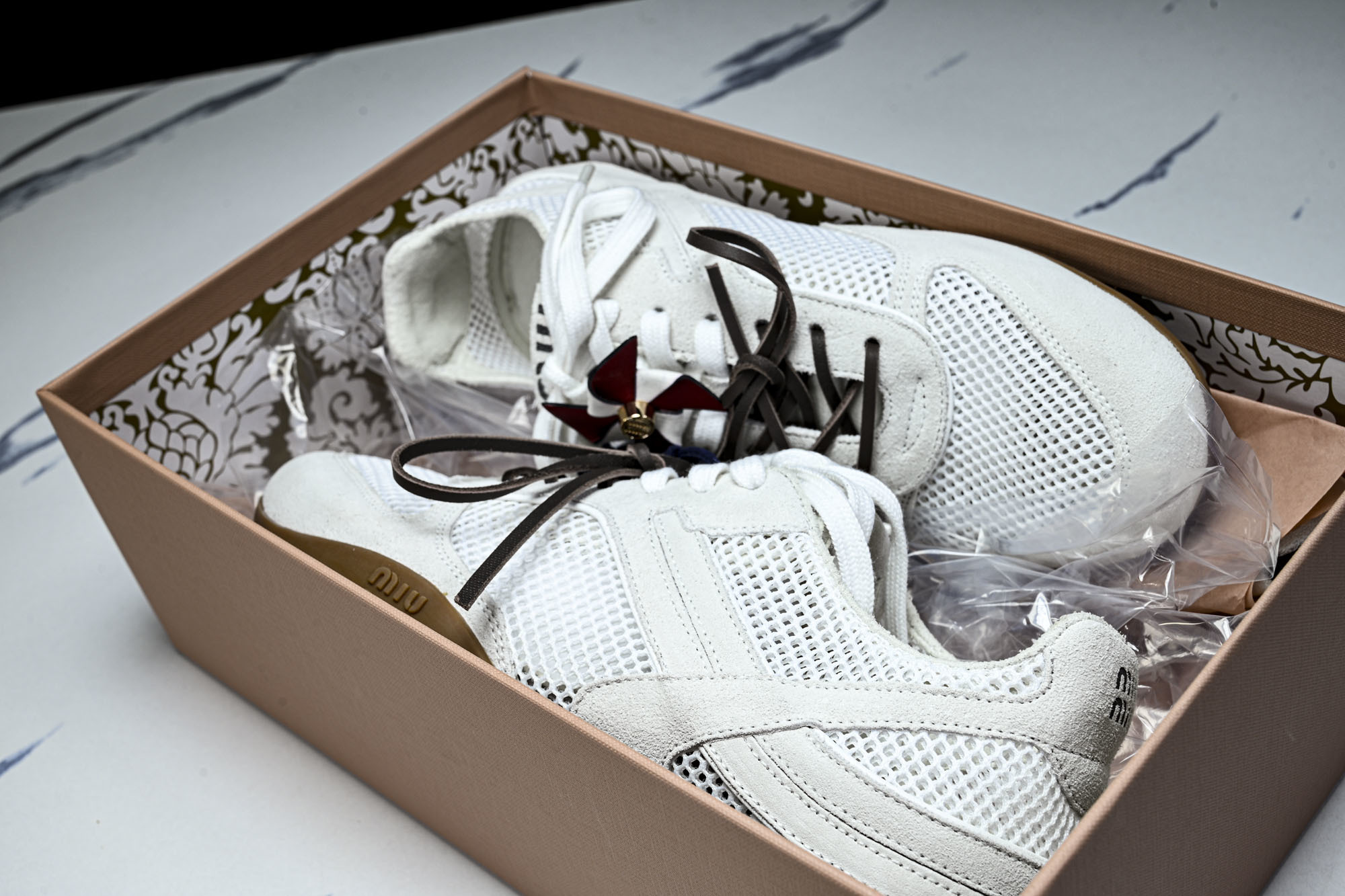 偏大1码Miumiu x New Balance NB530 新百伦缪缪联名款复古运动鞋 全套原楦原纸板