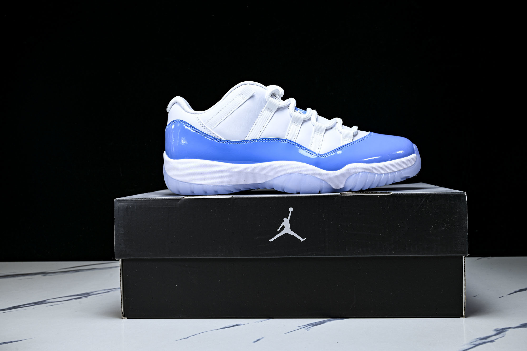 Air Jordan 11 Low Bred AJ11 乔11漆皮新深蓝 真标真碳 低帮篮球鞋 FV51