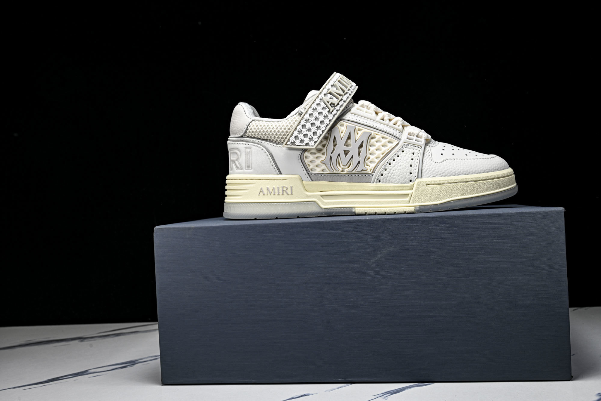 (GOD)AMIRI 新品 2026早春新品男士皮革黑色白色 MA SKYLINE运动鞋#釆用100%高