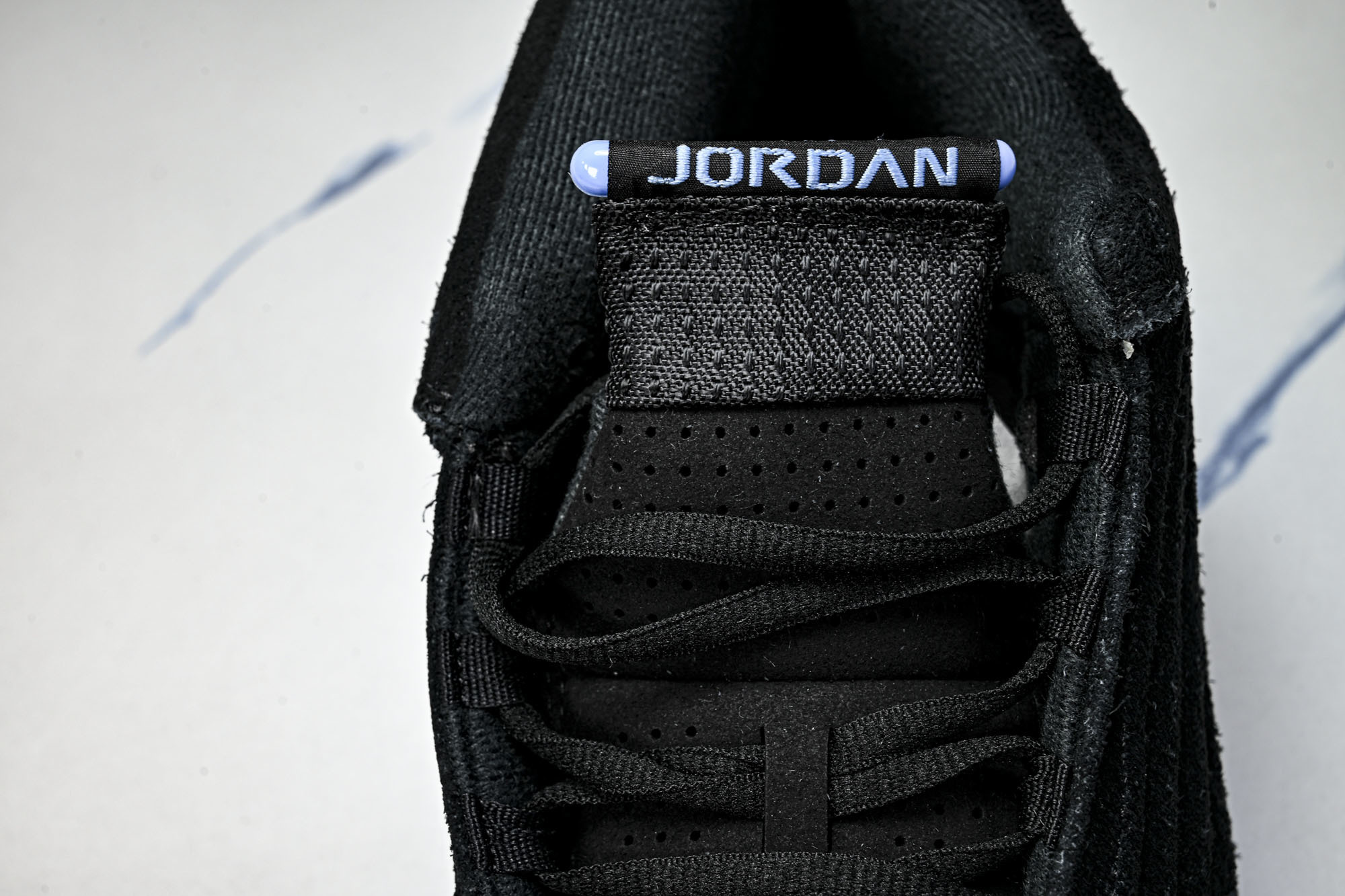 乔丹14代 Air Jordan 14 “Ferrari”黑玉色 00740 40.5 41 42 42