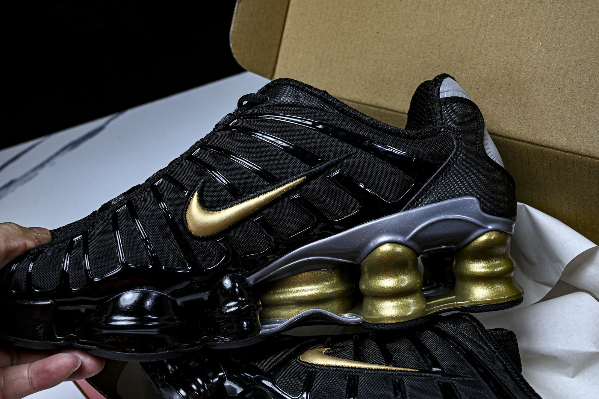 (T2.原厂)Nike SHOX TL耐克男子增高时尚款 缓震轻便透气跑步休闲鞋BV1388 001原版