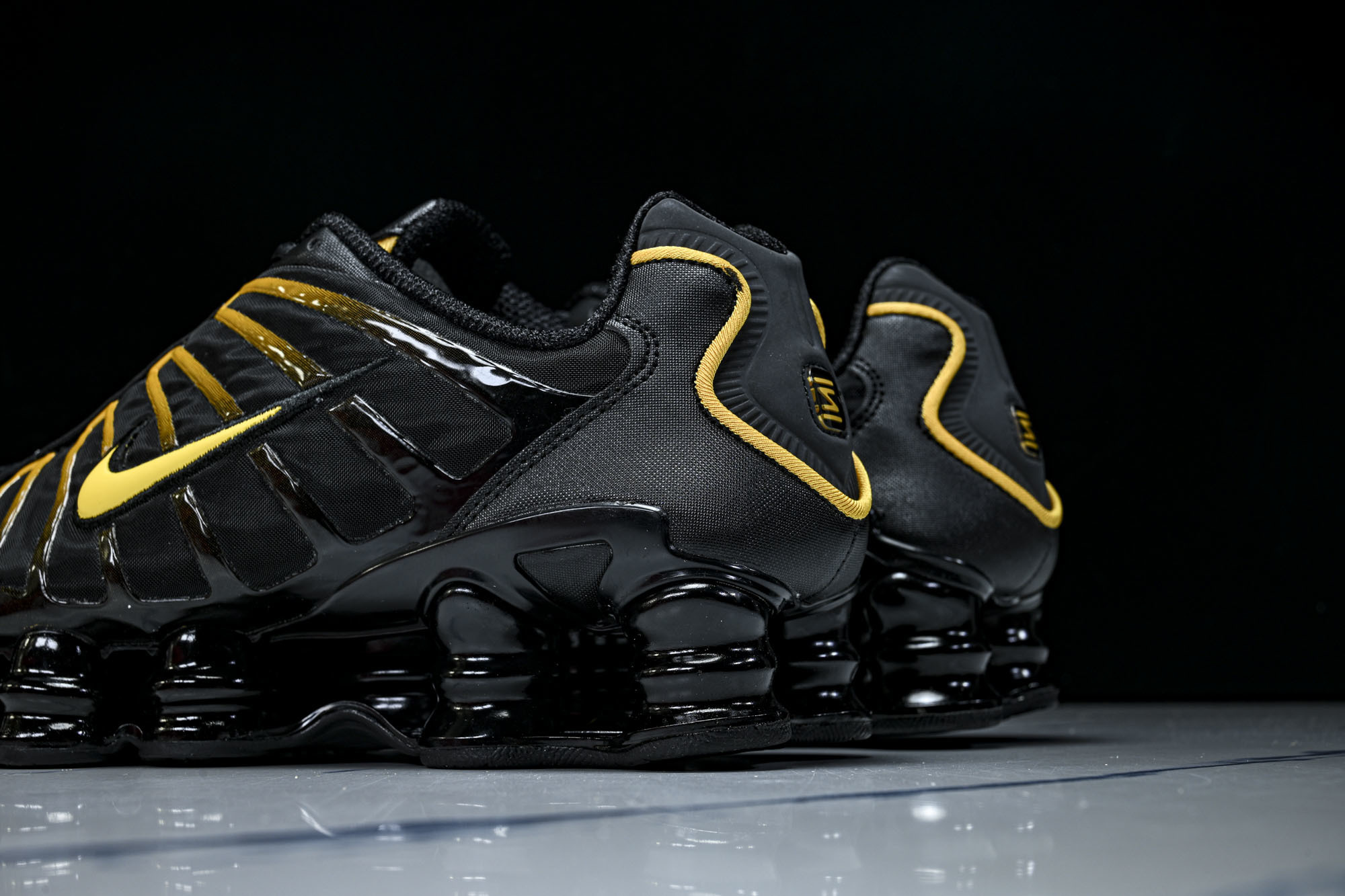 (T2.原厂)Nike SHOX TL耐克男子增高时尚款 缓震轻便透气跑步休闲鞋 AV3595 013原