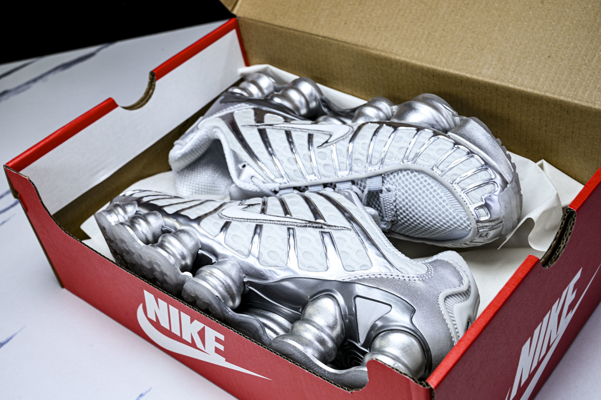 (T2.原厂)Nike SHOX TL耐克男子增高时尚款 缓震轻便透气跑步休闲鞋 AR3566 003Q