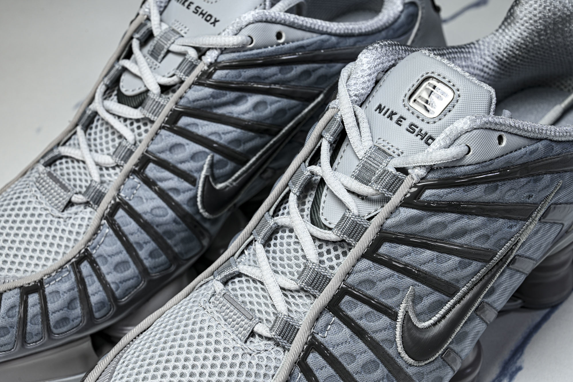 (T2.原厂)Nike Shox TL 黑蓝 防滑舒适 低帮 休闲气柱跑步鞋AV3595 015原版1: