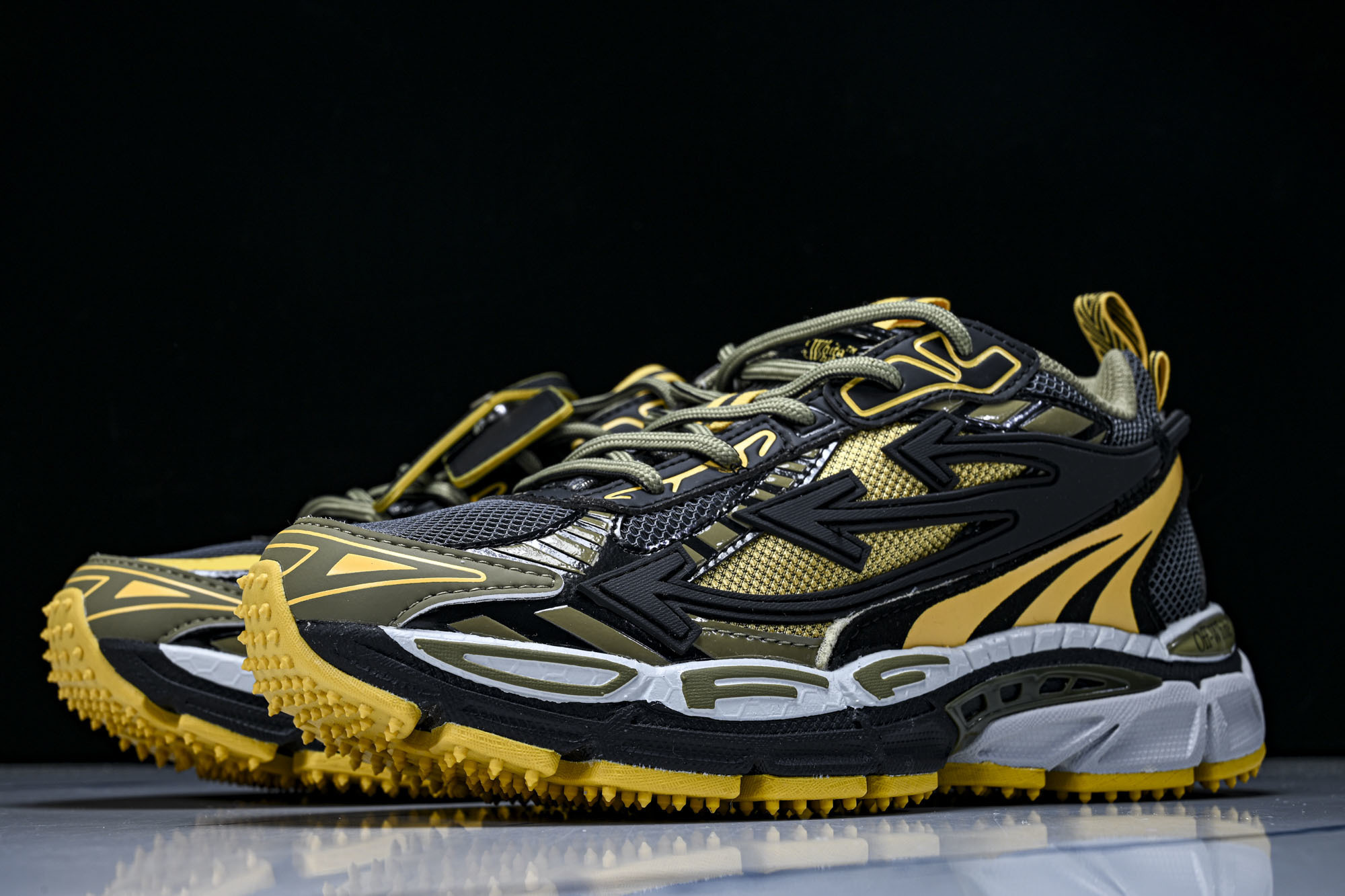 (PT.纯原)OFF WHITE 黑白三箭头登山厚底老爹鞋增高男女运动休闲鞋_CM_4#穿上off--W