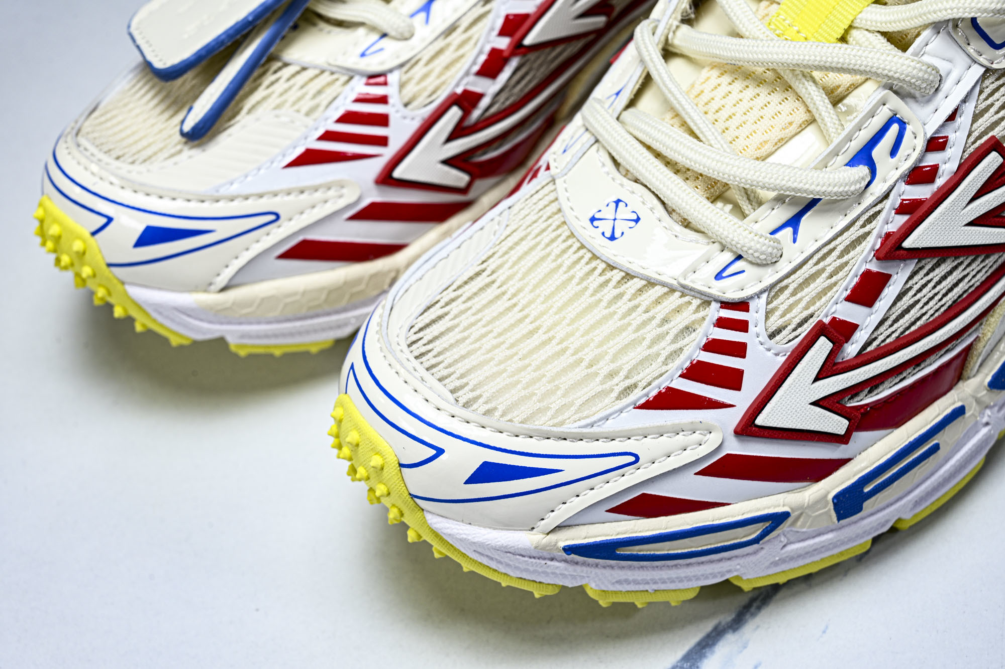 (PT.纯原)OFF WHITE 黑白三箭头登山厚底老爹鞋增高男女运动休闲鞋_CM_3#穿上off--W