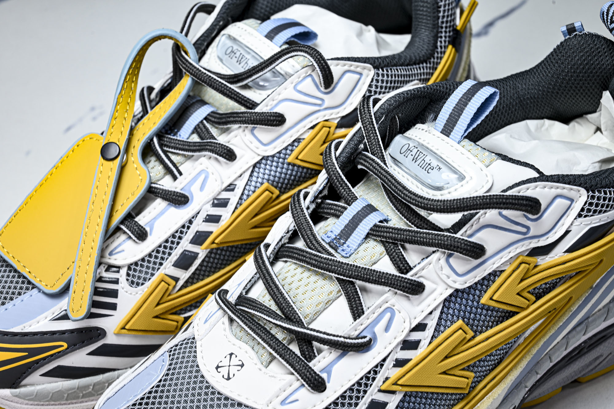 (PT.纯原)OFF WHITE 黑白三箭头登山厚底老爹鞋增高男女运动休闲鞋_CM_1#穿上off--W