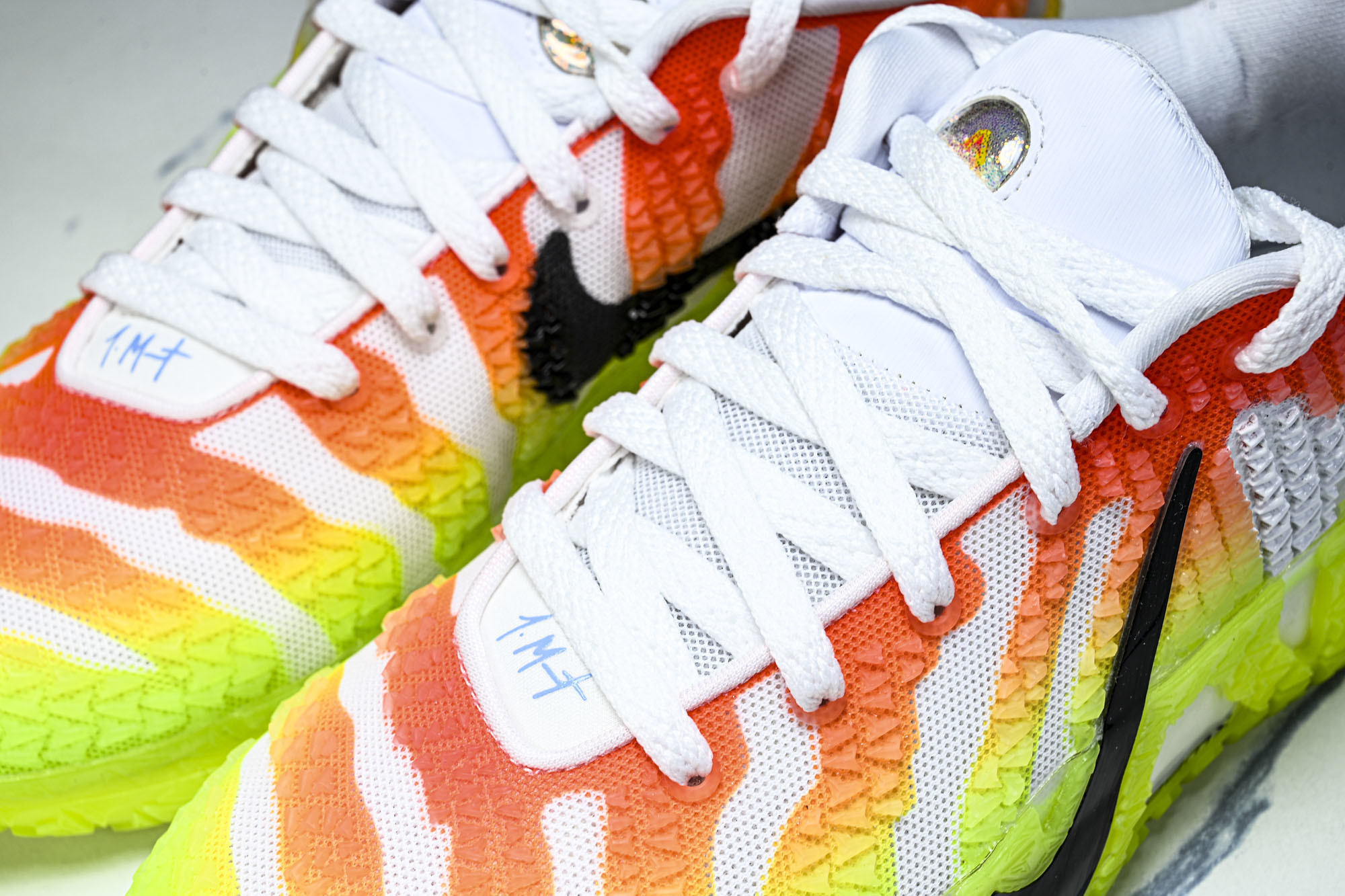 Nike Ja 3 莫兰特三代 Snowed In EP christmas 圣诞限定 白黄橙 IH07