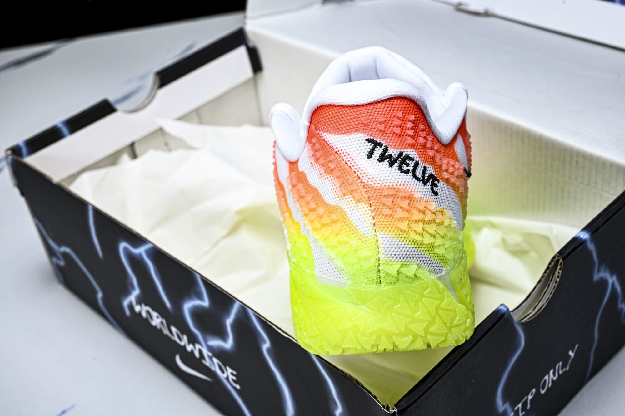 Nike Ja 3 莫兰特三代 Snowed In EP christmas 圣诞限定 白黄橙 IH07