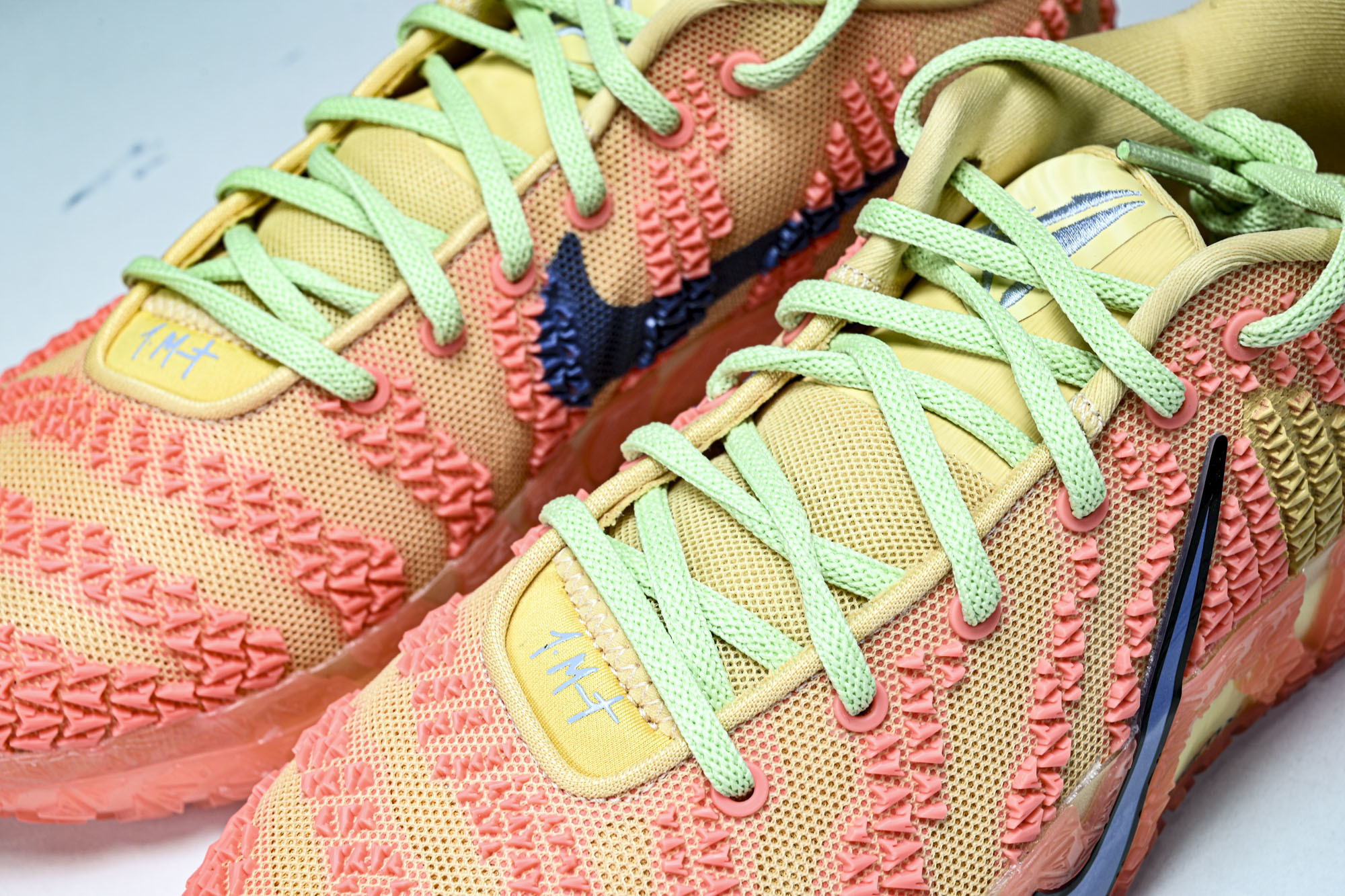 Nike Ja 3 莫兰特三代 Snowed In EP christmas 圣诞限定 HF2794 2