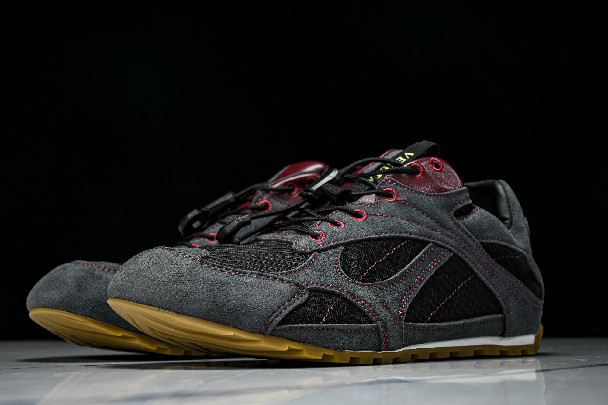 BV葆蝶家早春系列情侣款Orbit Flash Trek户外运动鞋_CM_1Bottega Veneta