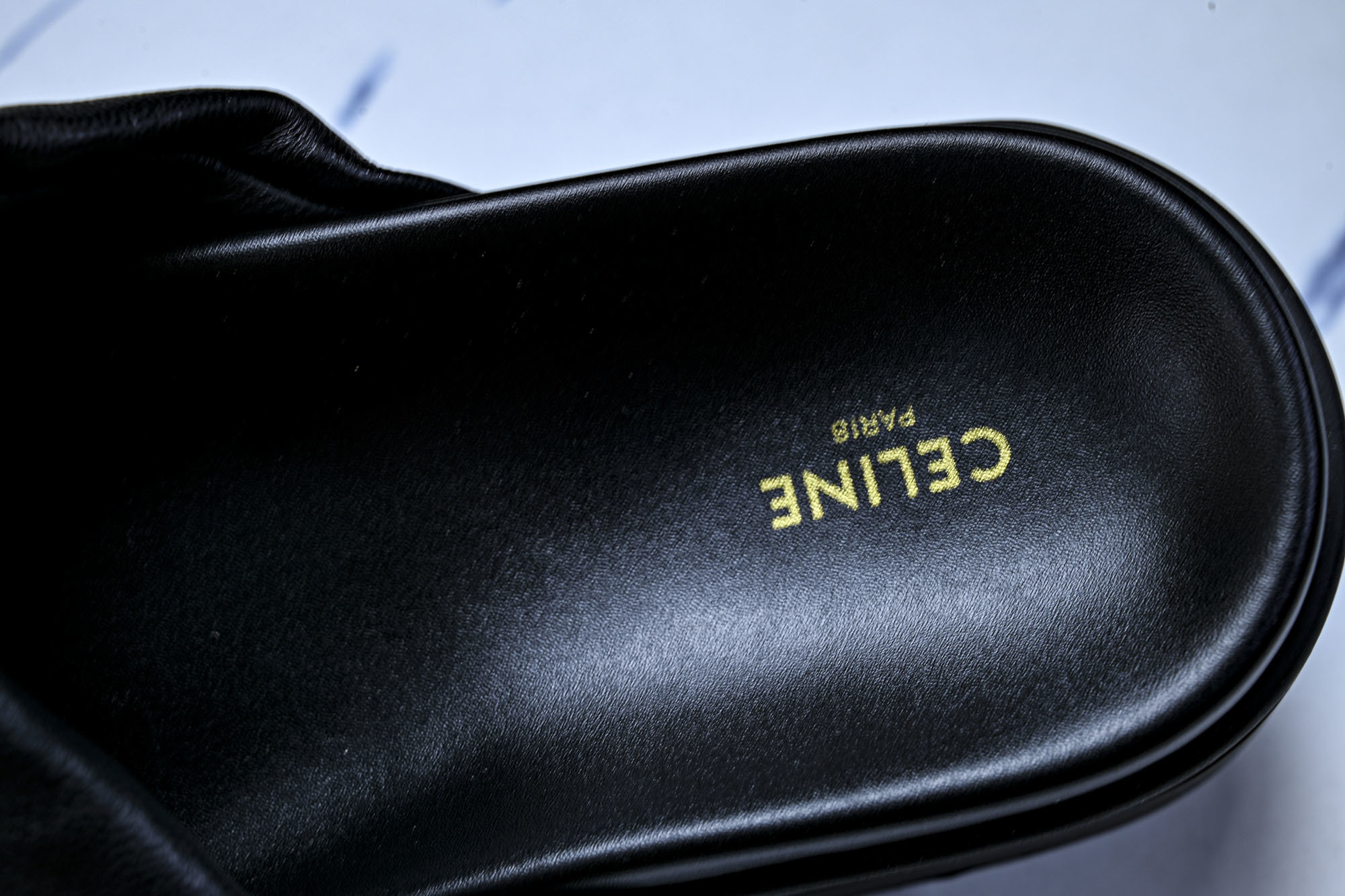Ce1ine Triomphe Block 2026春夏 女士圆头厚底拖鞋Ce1ine Triomphe
