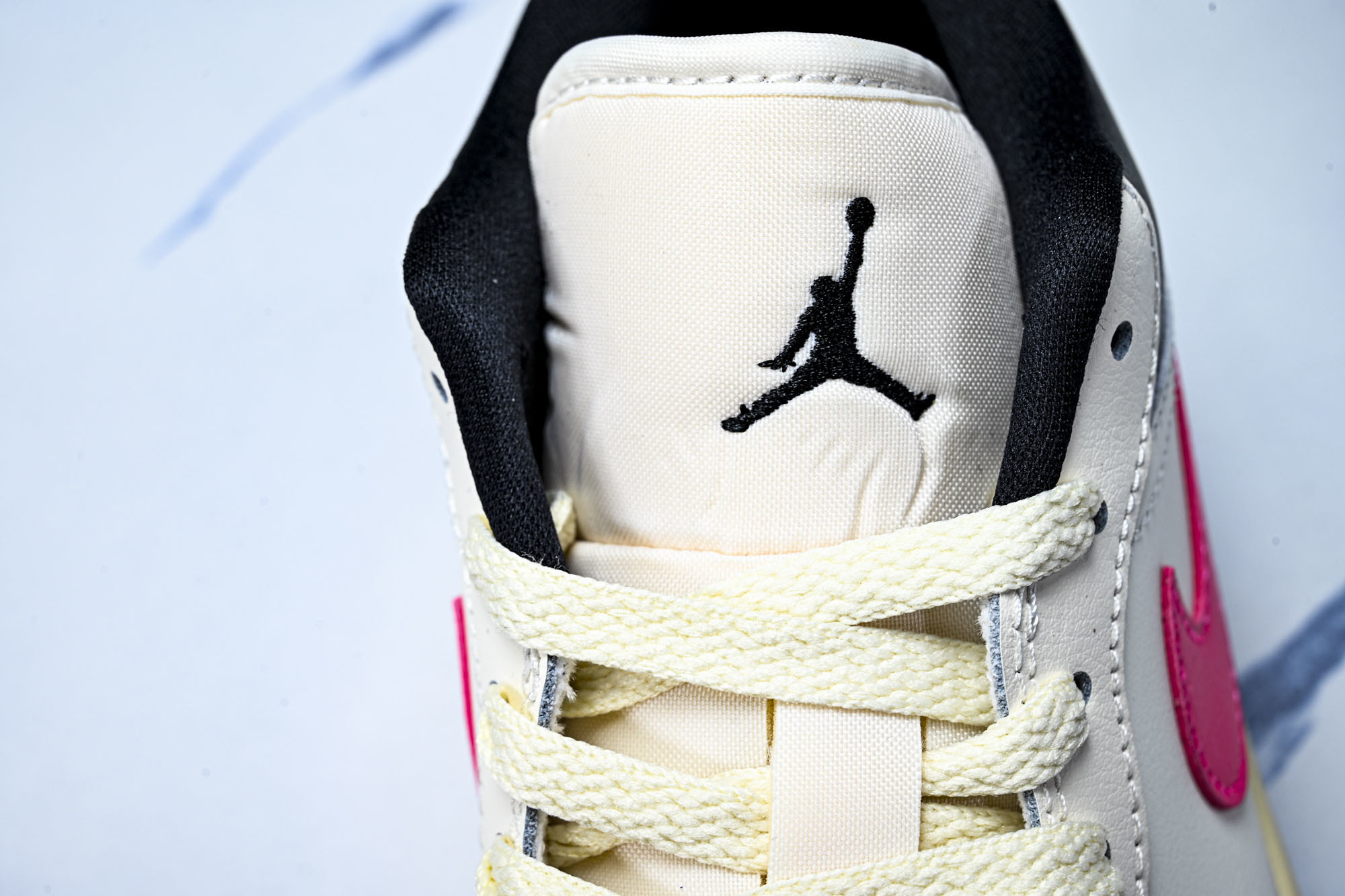 Air Jordan 1 Low AJ1 乔1米白黑红 低帮文化休闲板鞋 DC0774-107#市售最高