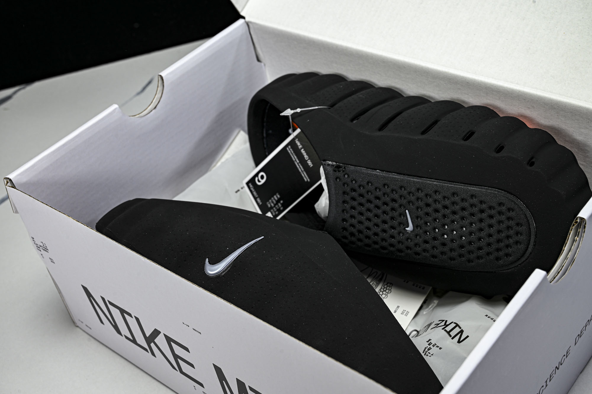 NK Mind 001 Slide Black Chrome 黑色 HQ4307-001   Size：