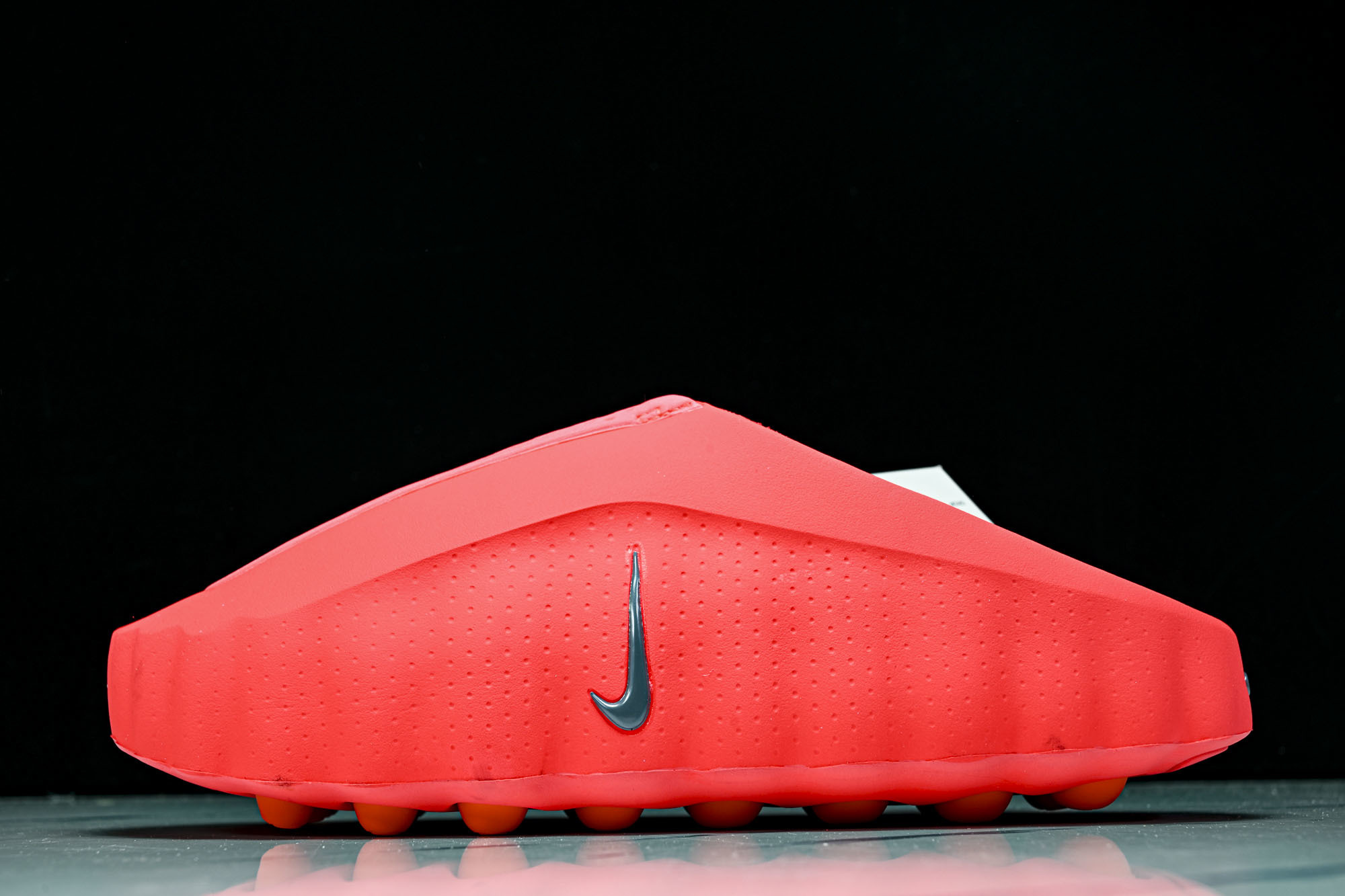NK Mind 001 Slide Solar Red 红色 HQ4307-600   Size：36 