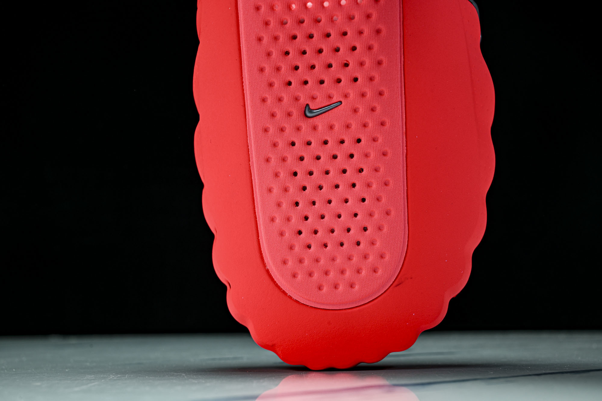 NK Mind 001 Slide Solar Red 红色 HQ4307-600   Size：36 