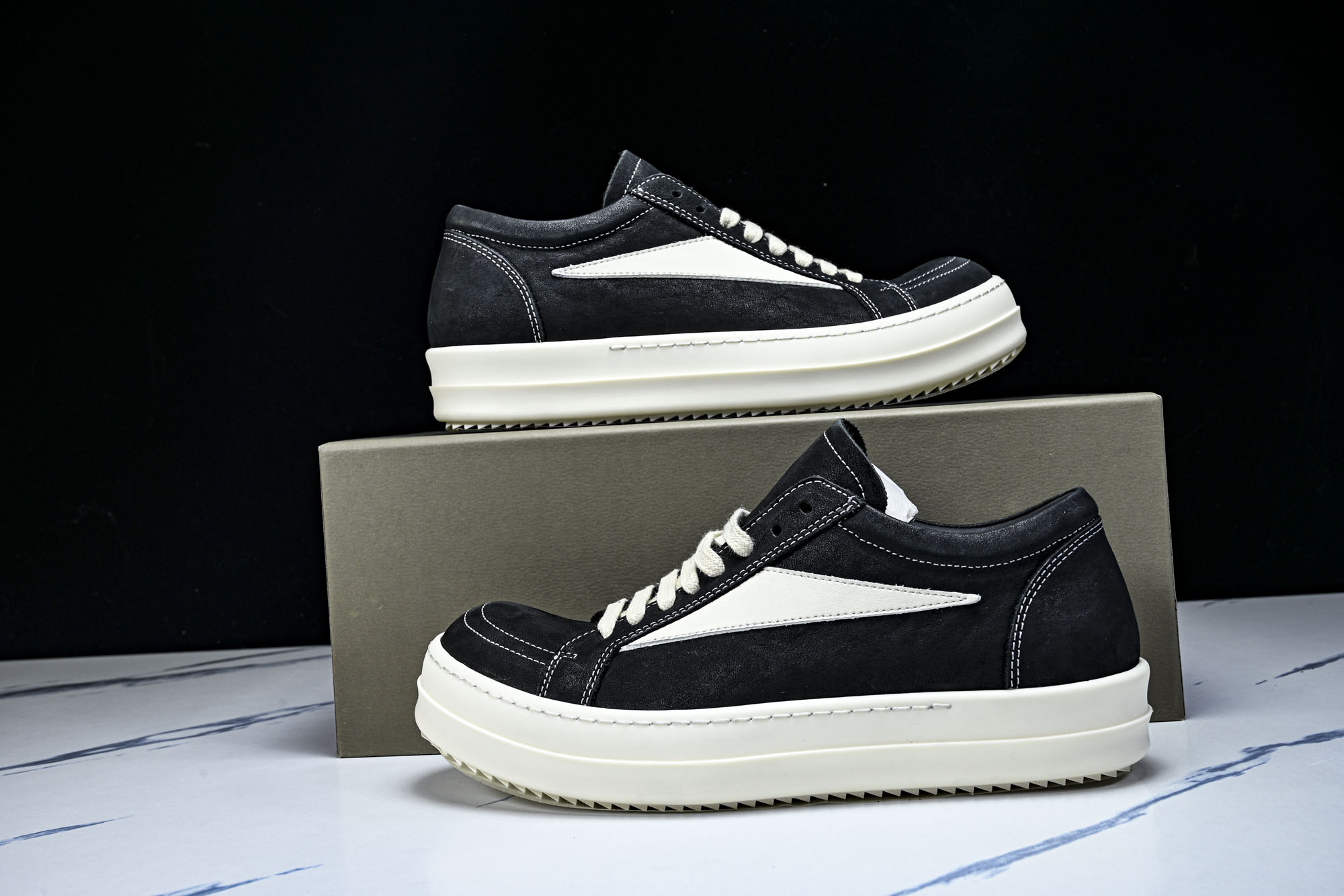 纯原莞产 RICK OWENS DRKSHDW VINTAGE SNEAKS 新款男女士运动鞋 油蜡做旧
