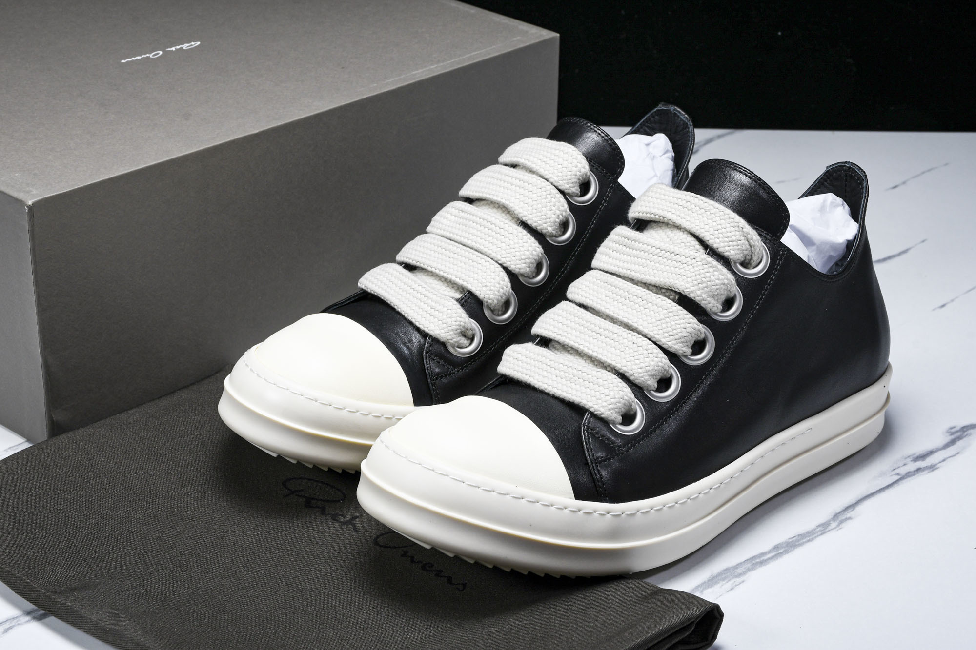 纯原莞产 RICK OWENS 瑞克 欧文斯 24春夏男士LIDO全粒面小牛皮复古运动鞋 粗细带黑色 S