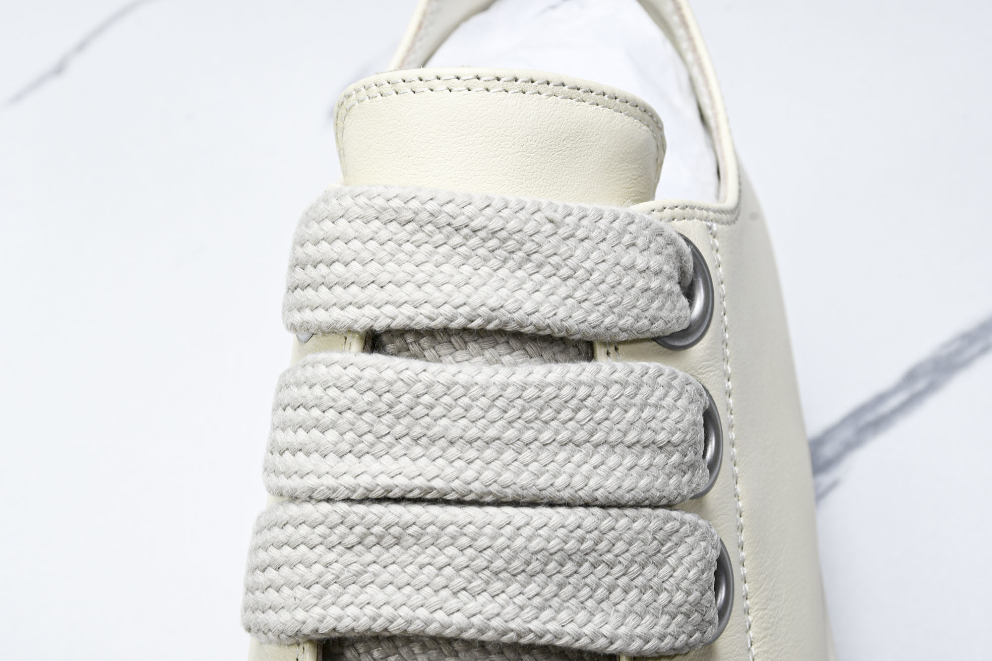 纯原莞产 RICK OWENS 瑞克 欧文斯 24春夏男士LIDO全粒面小牛皮复古运动鞋 粗鞋带白色 S