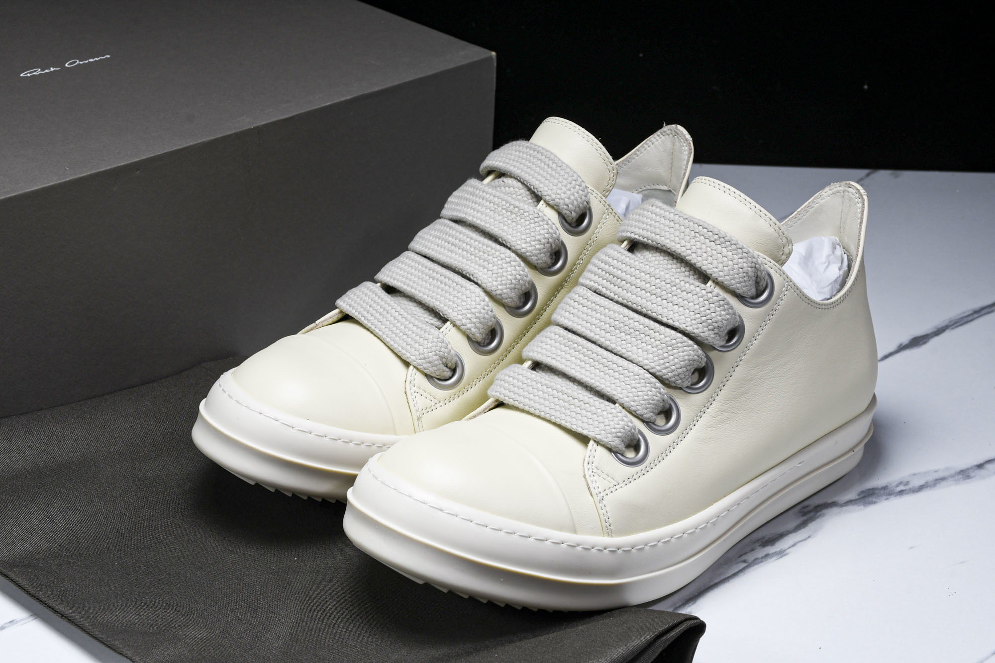 纯原莞产 RICK OWENS 瑞克 欧文斯 24春夏男士LIDO全粒面小牛皮复古运动鞋 粗鞋带白色 S