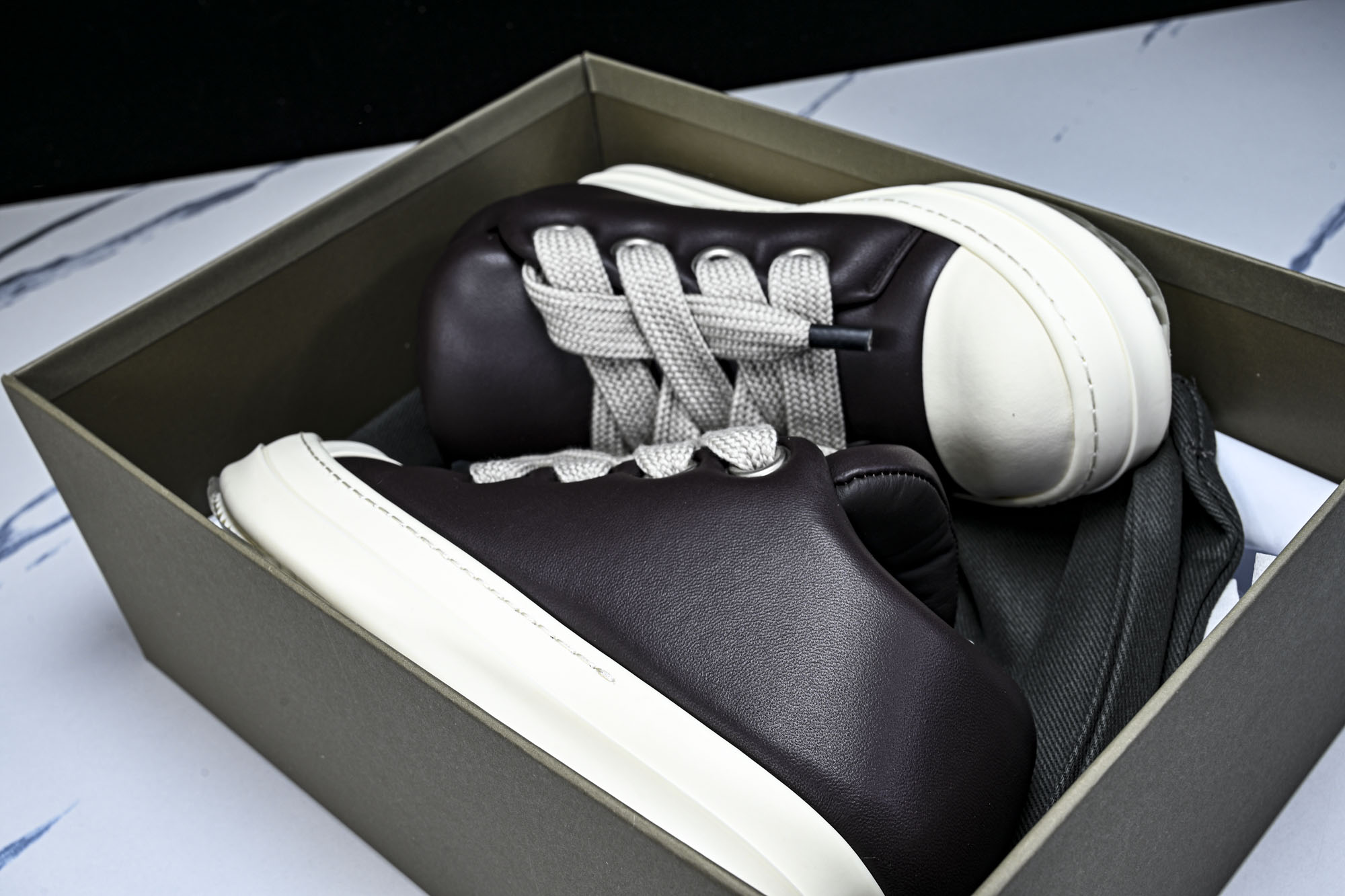 纯原莞产 RICK OWENS 男女士 羊皮棕色面包鞋奶白系带低帮运动鞋RU02C7893 LLPW2#