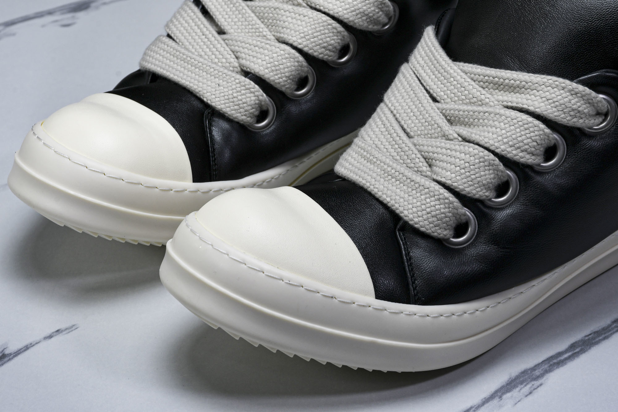 纯原莞产 RICK OWENS 瑞克 欧文斯 24春夏男士LIDO全粒面小牛皮复古运动鞋 胖丁侵权 SI