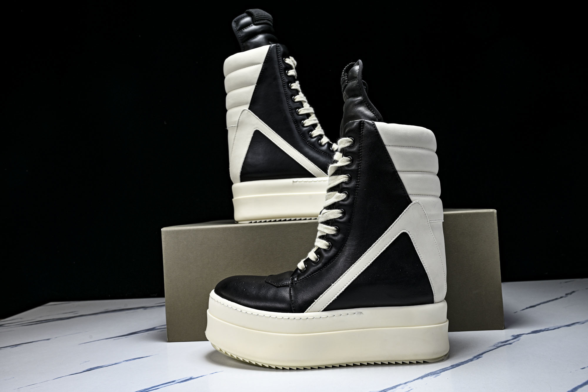 纯原莞产 RICK OWENS RO Geobasket 黑白厚底#YZ021-136 37 38 39