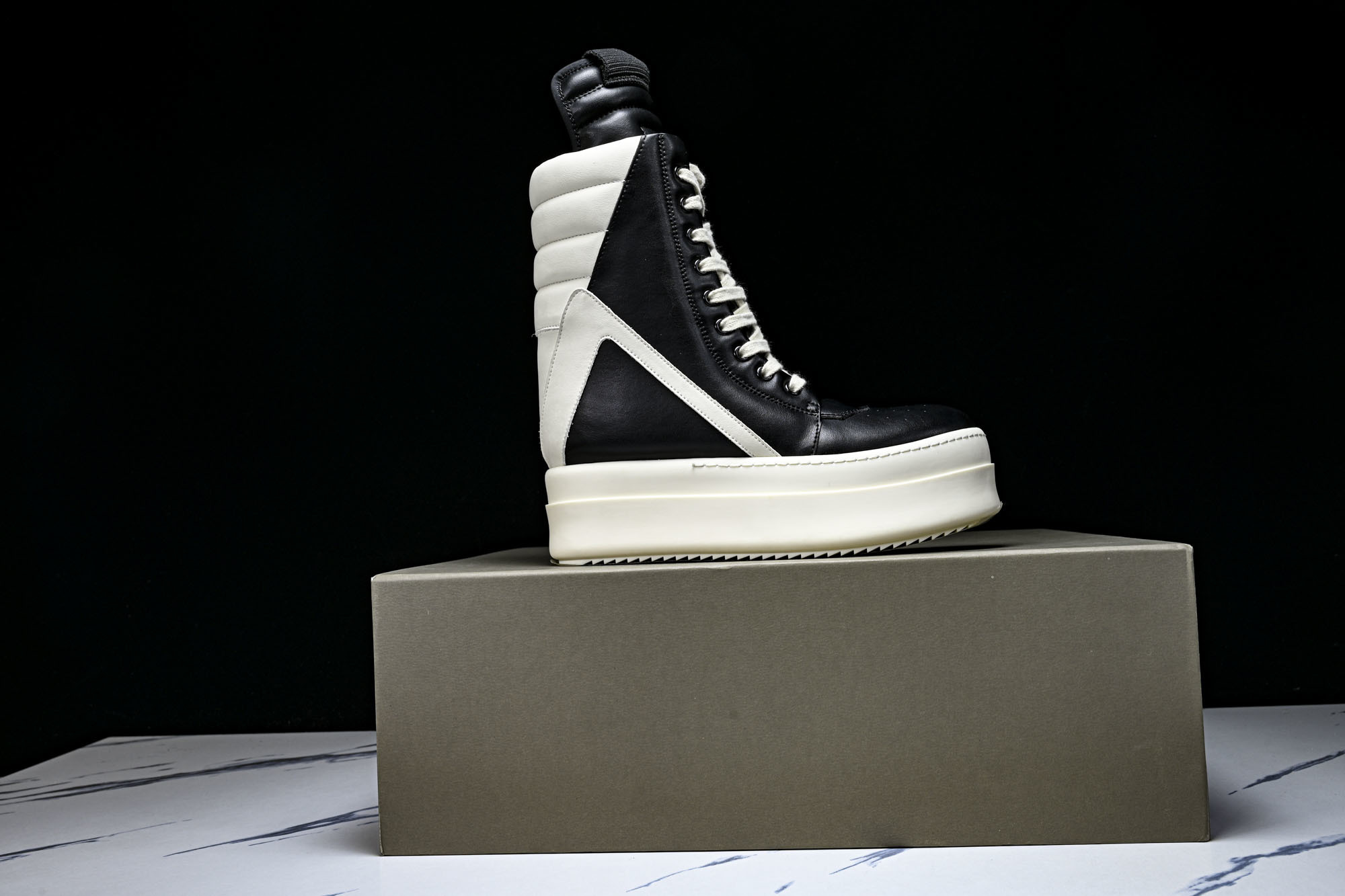 纯原莞产 RICK OWENS RO Geobasket 黑白厚底#YZ021-136 37 38 39