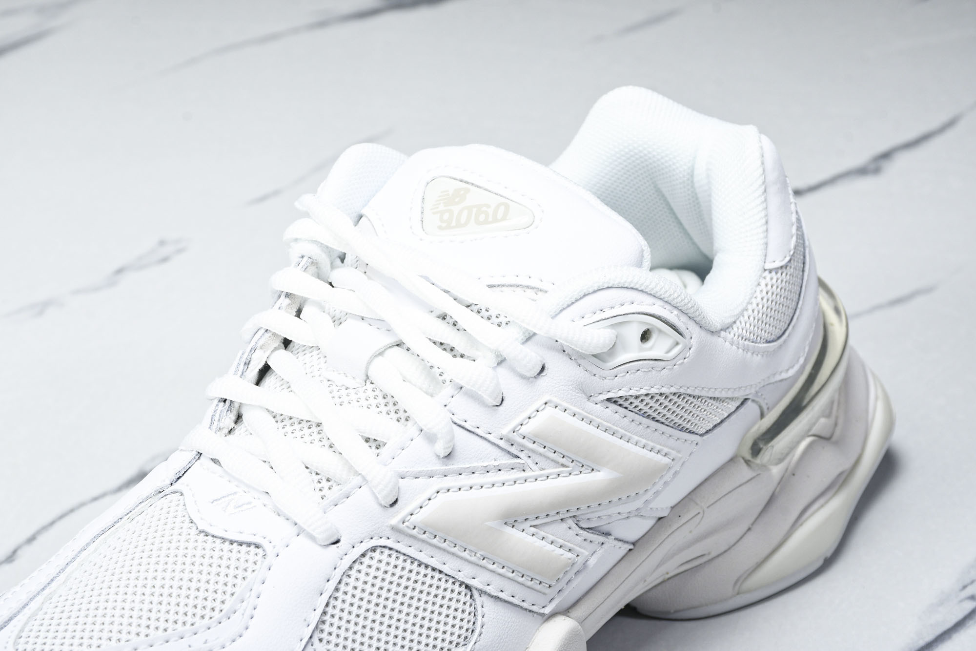 纯原 Joe Freshgoods x New Balance NB9060 复古休闲运动慢跑鞋 全白色