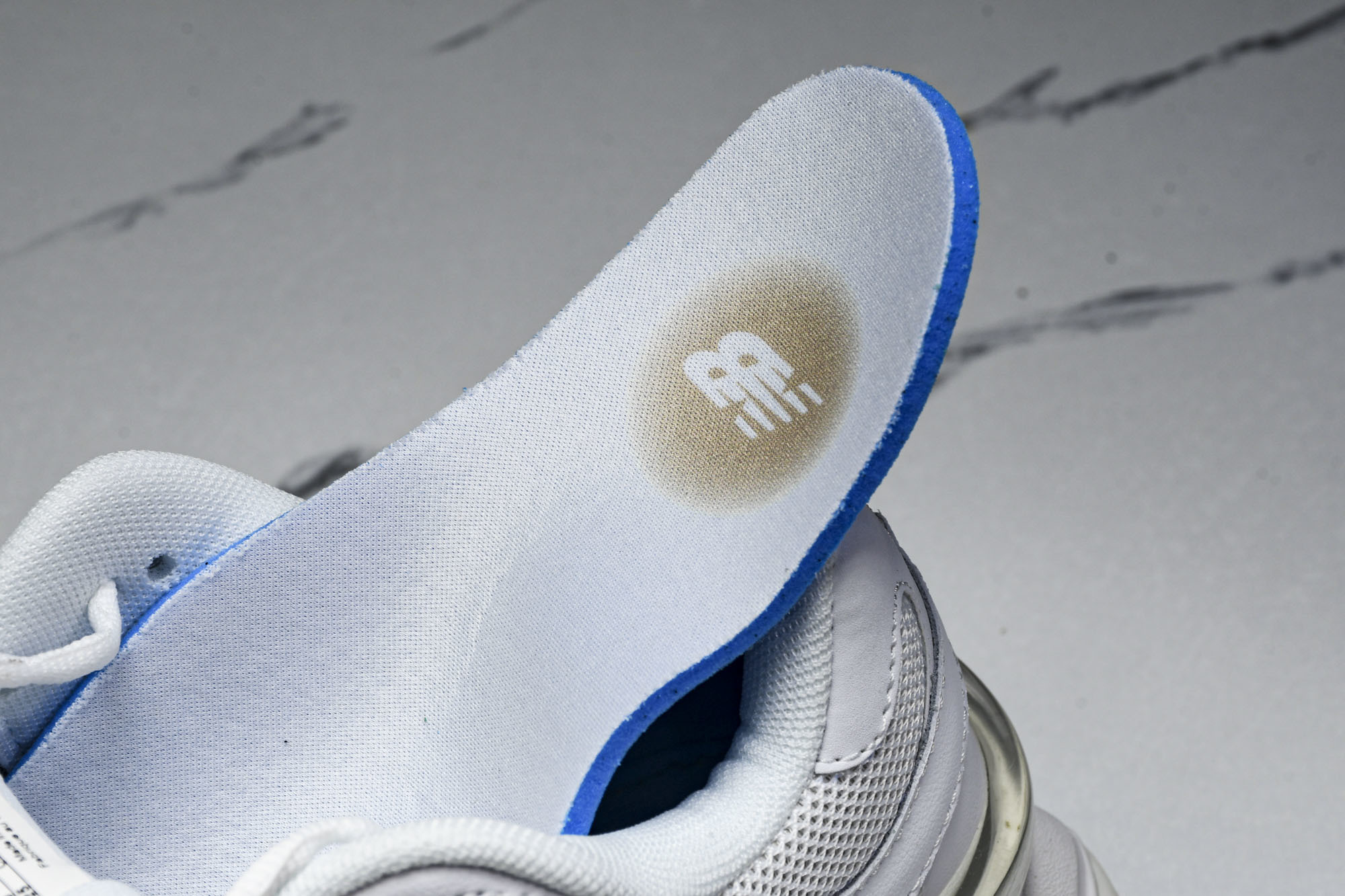 纯原 Joe Freshgoods x New Balance NB9060 复古休闲运动慢跑鞋 全白色